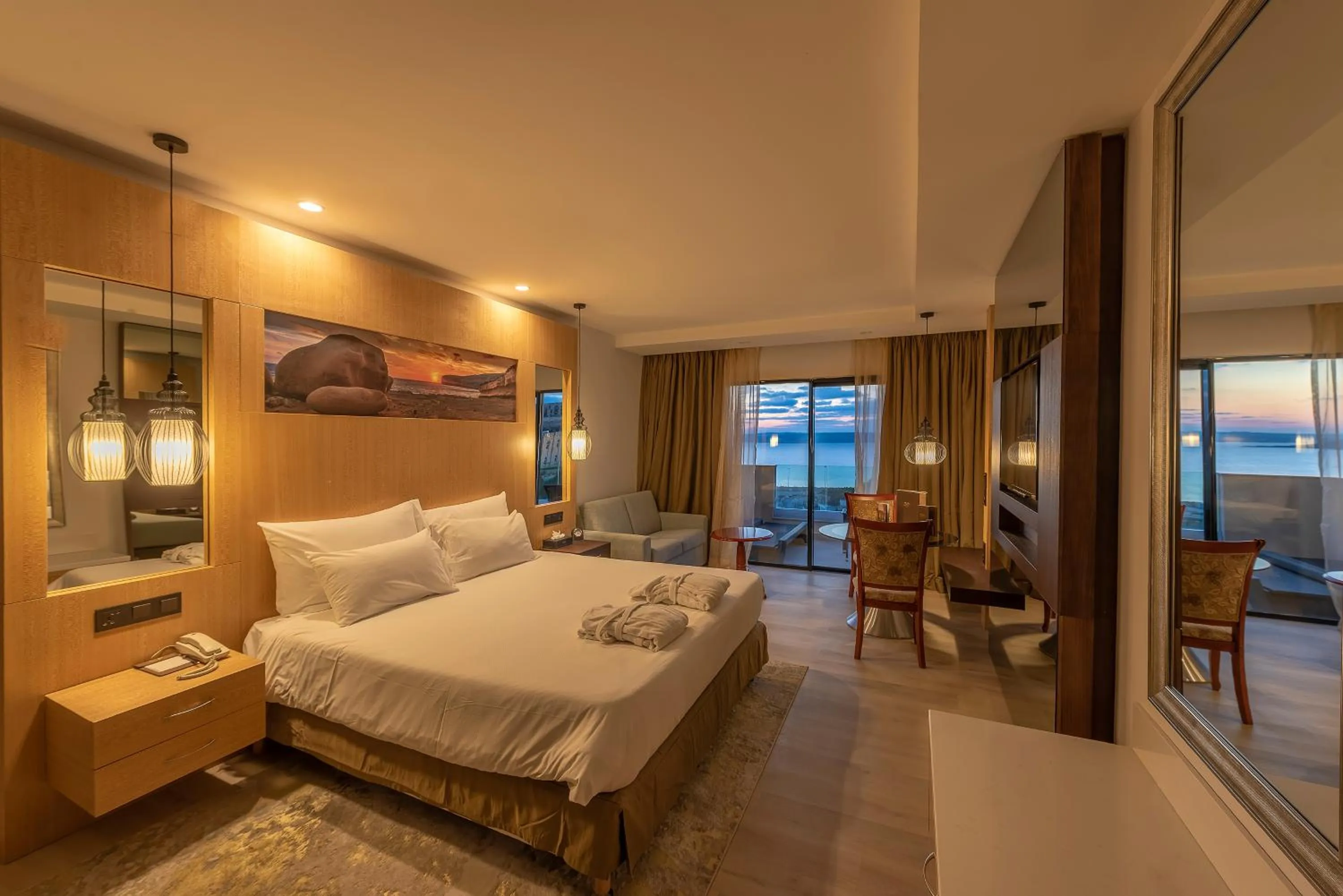 Photo of the whole room, Bed in Grand Hotel Gozo