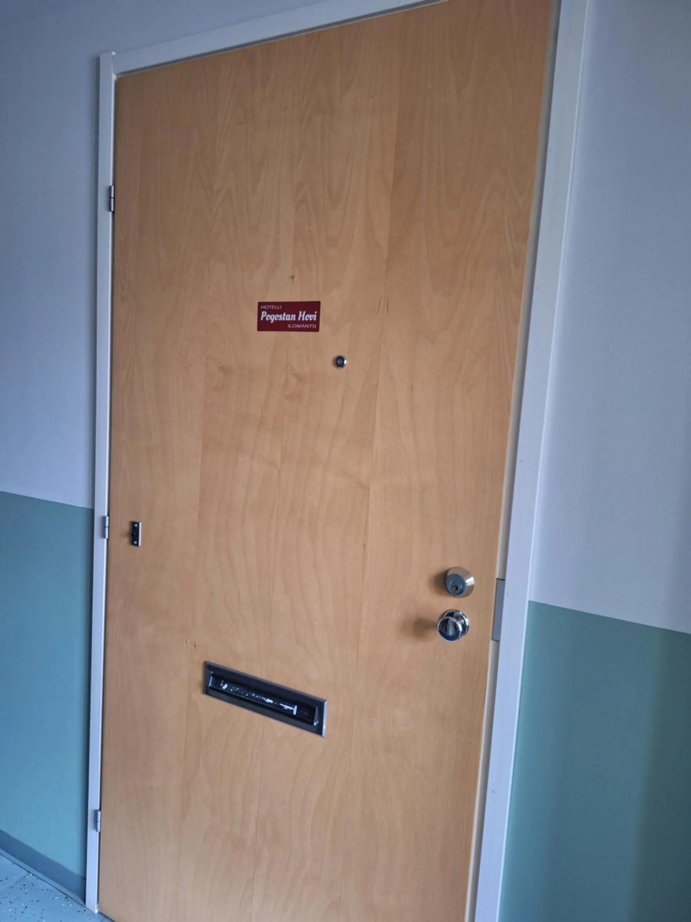 Facade/entrance in Hotelli Pogostan Hovi