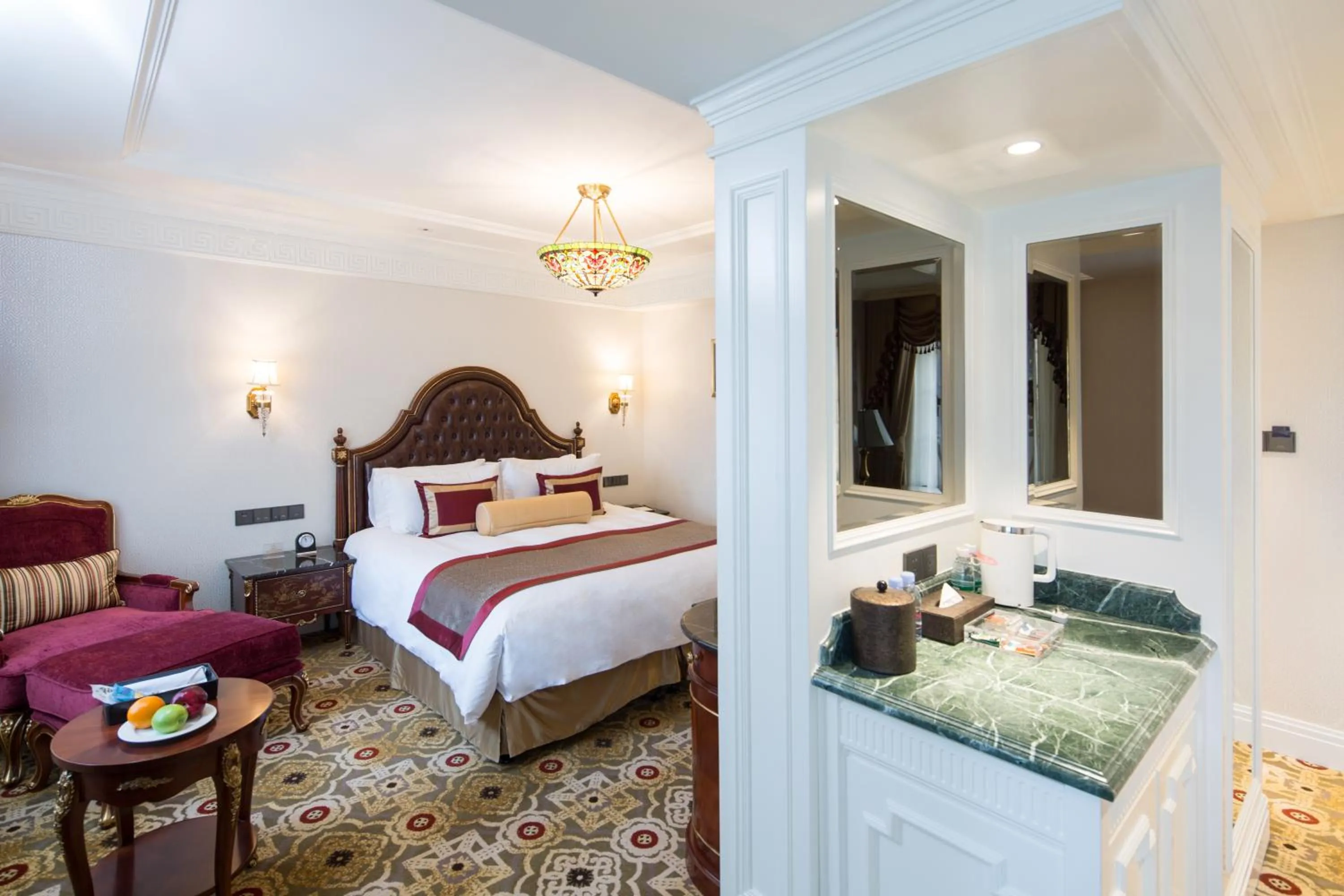 Bed in Shanghai Moller Villa Hotel