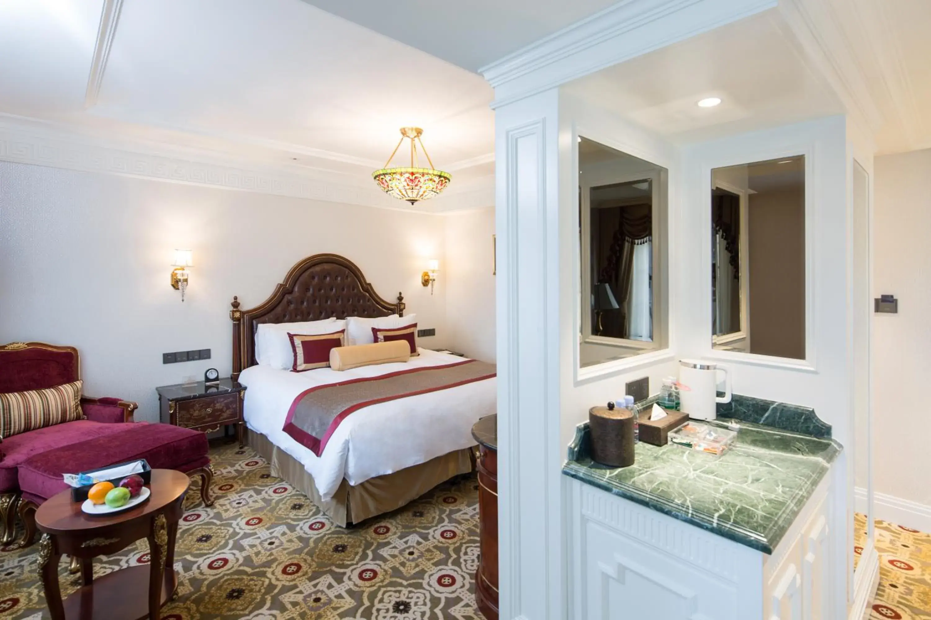 Bed in Shanghai Moller Villa Hotel Bed in Shanghai Moller Villa Hotel