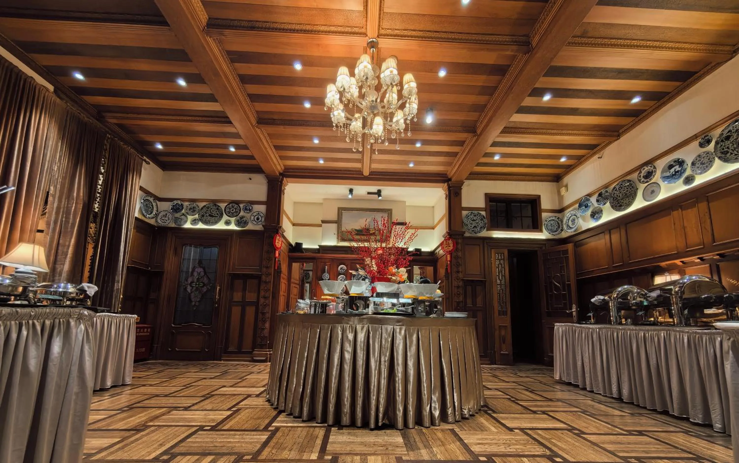 Restaurant/places to eat in Shanghai Moller Villa Hotel