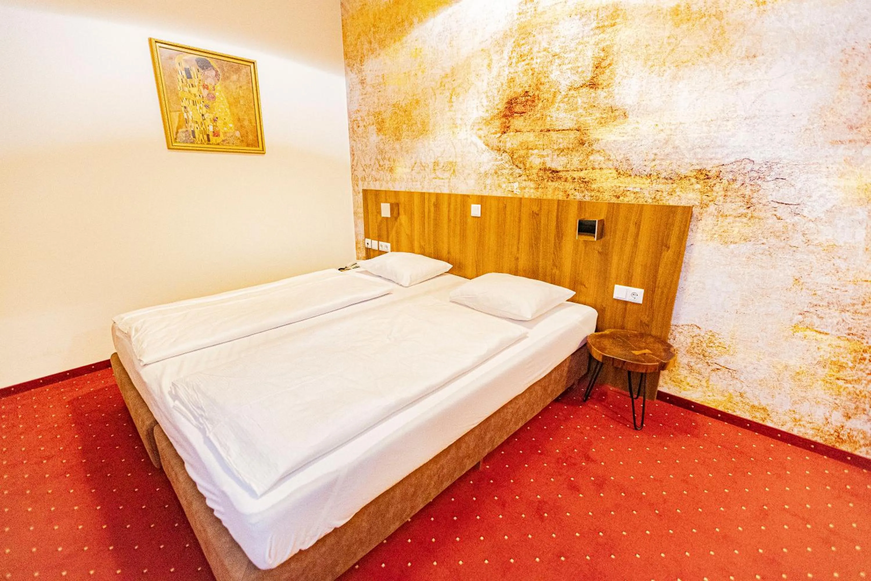 Bed in Hotel Klimt