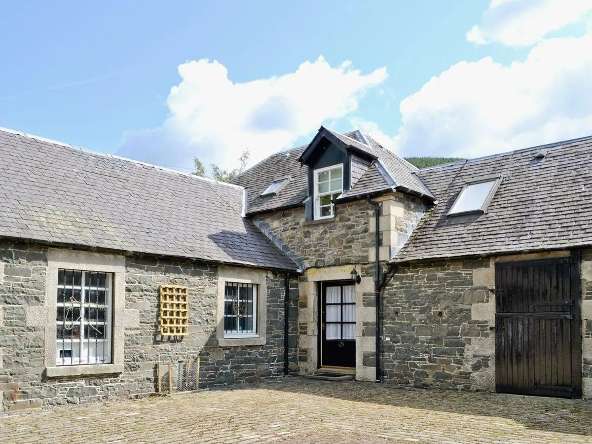 Hearthstanes Steading