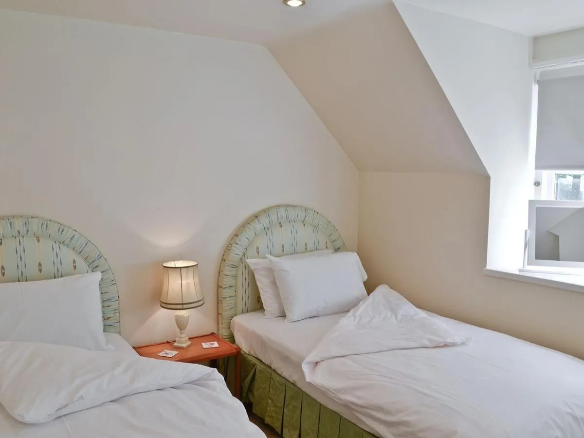 Bed in Hearthstanes Steading