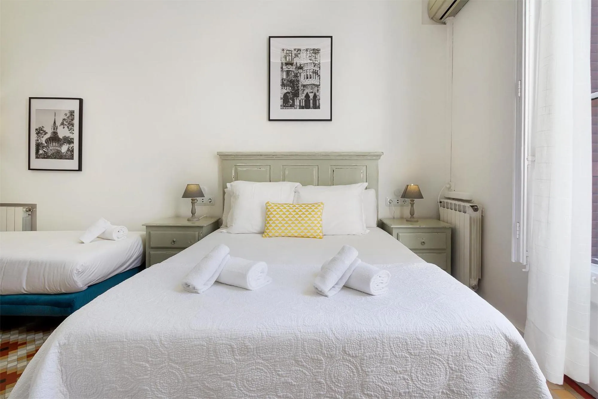 Photo of the whole room, Bed in Hostal Girona