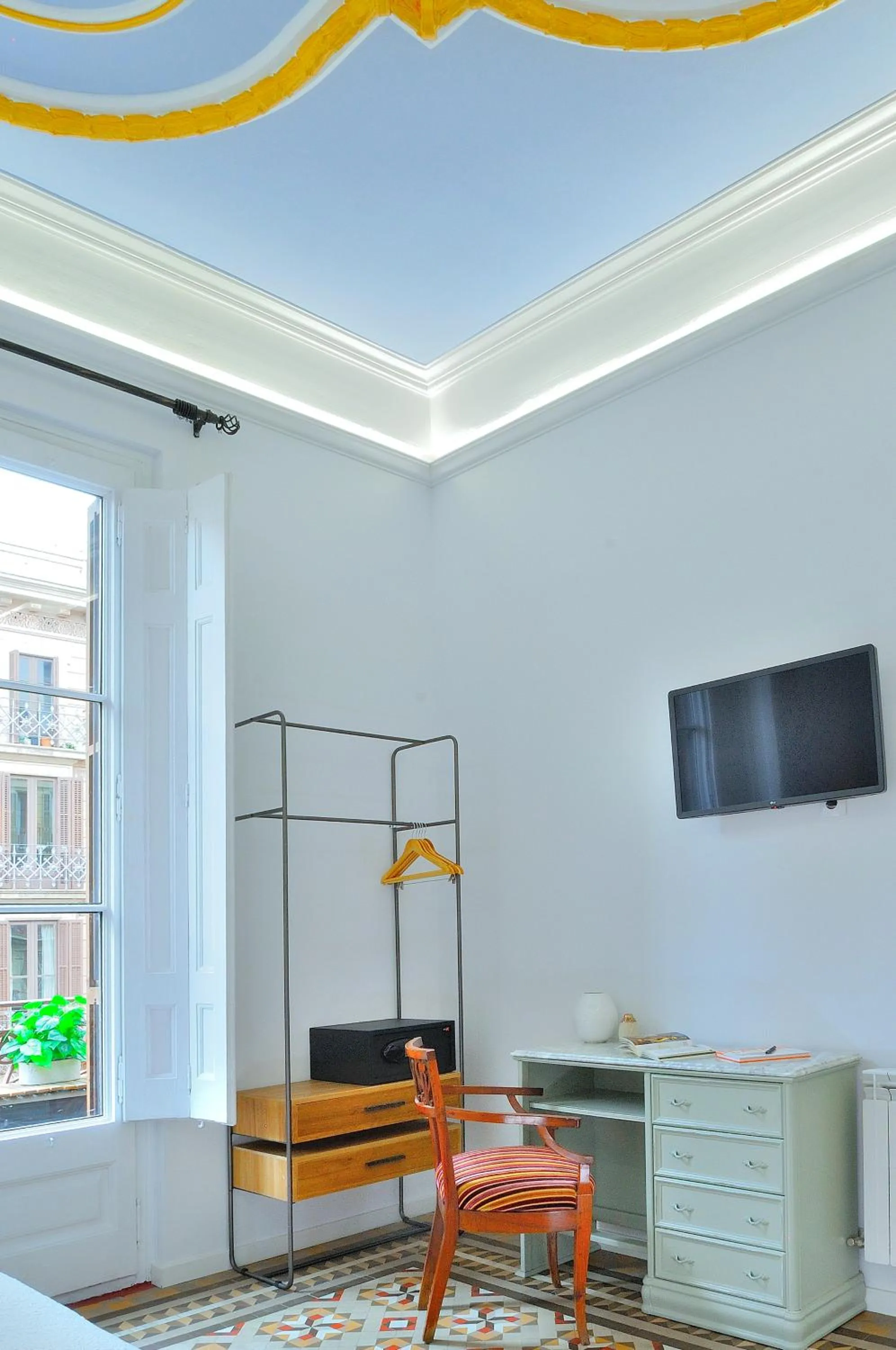 Decorative detail in Hostal Girona