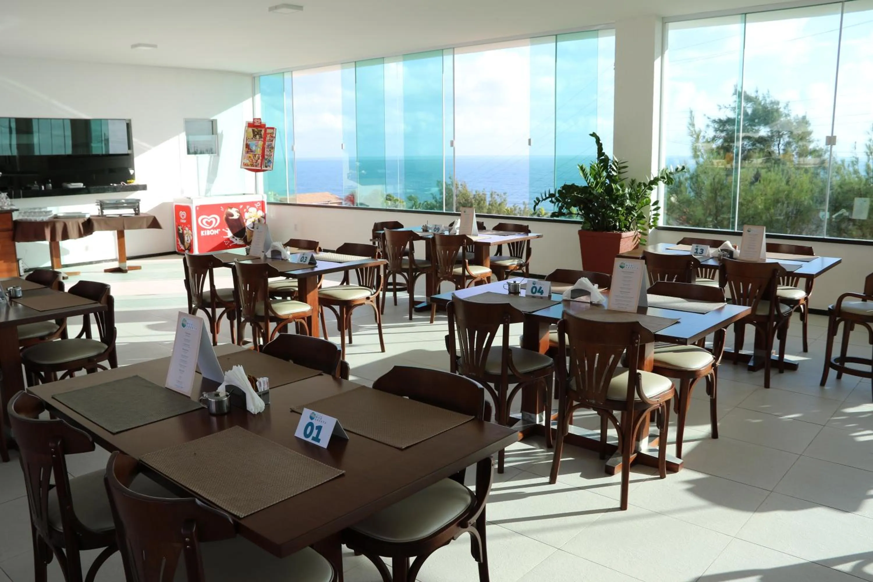 Restaurant/places to eat in Pousada Mar Aberto