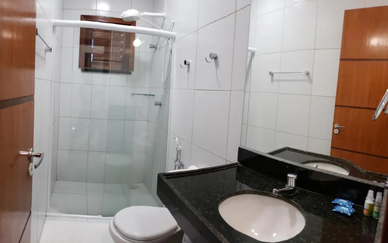 Bathroom in Pousada Mar Aberto