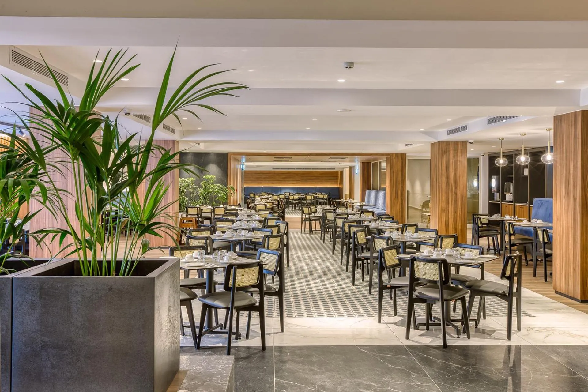 Restaurant/places to eat in Solana Hotel & Spa