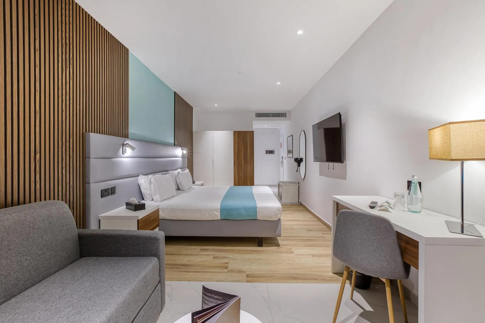 Bed in Solana Hotel & Spa