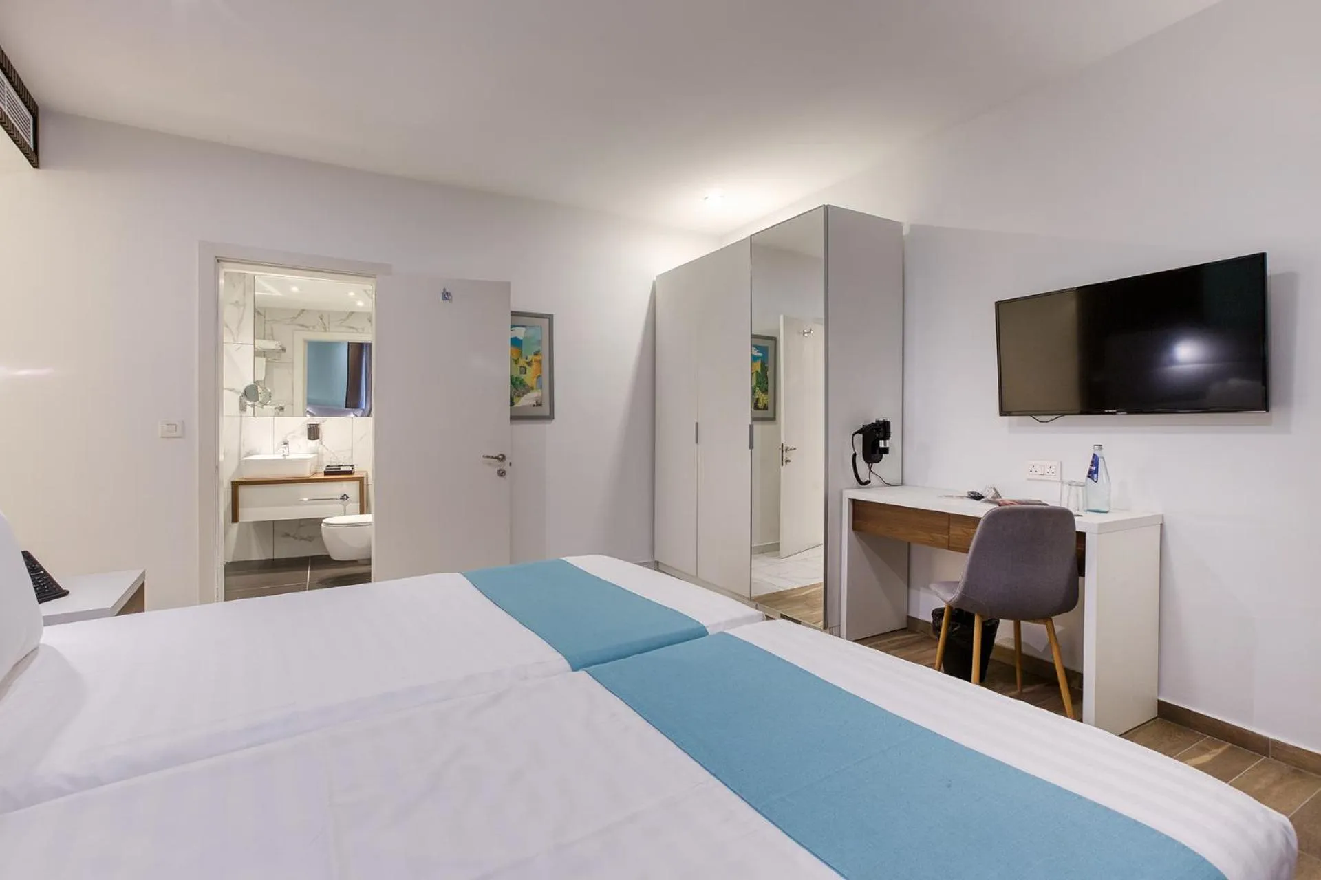 Bed in Solana Hotel & Spa