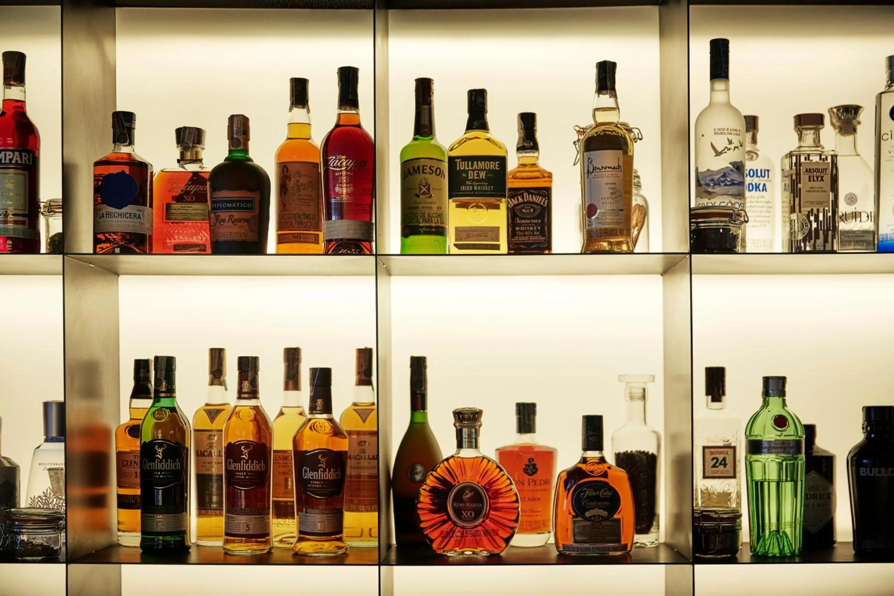 Restaurant/places to eat in Four Seasons Hotel Bogota