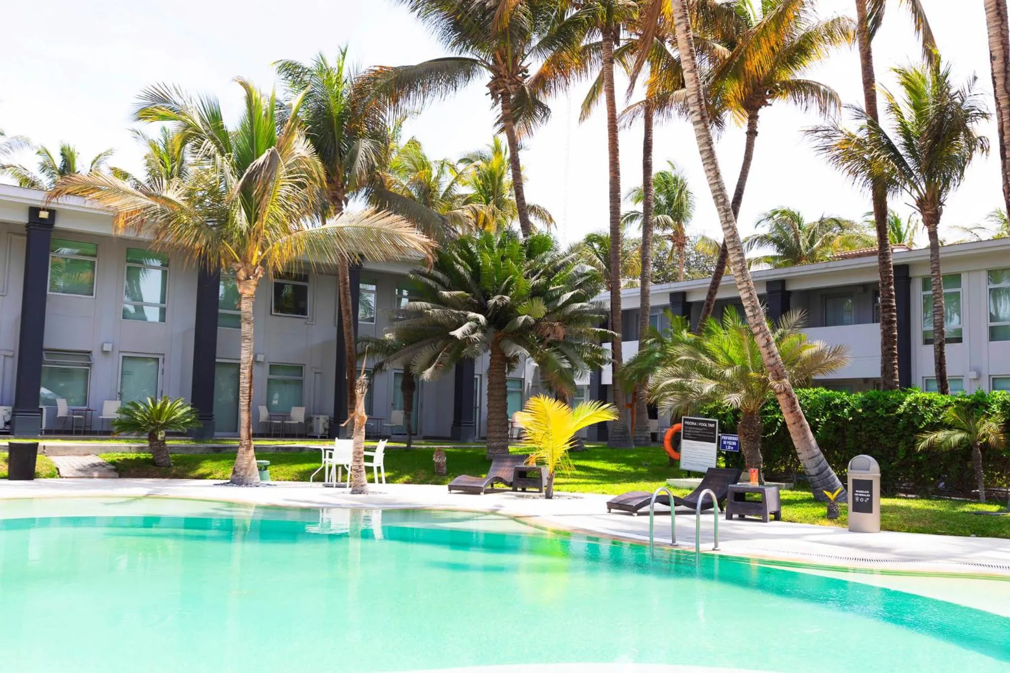 Swimming pool in Casa Andina Standard Piura