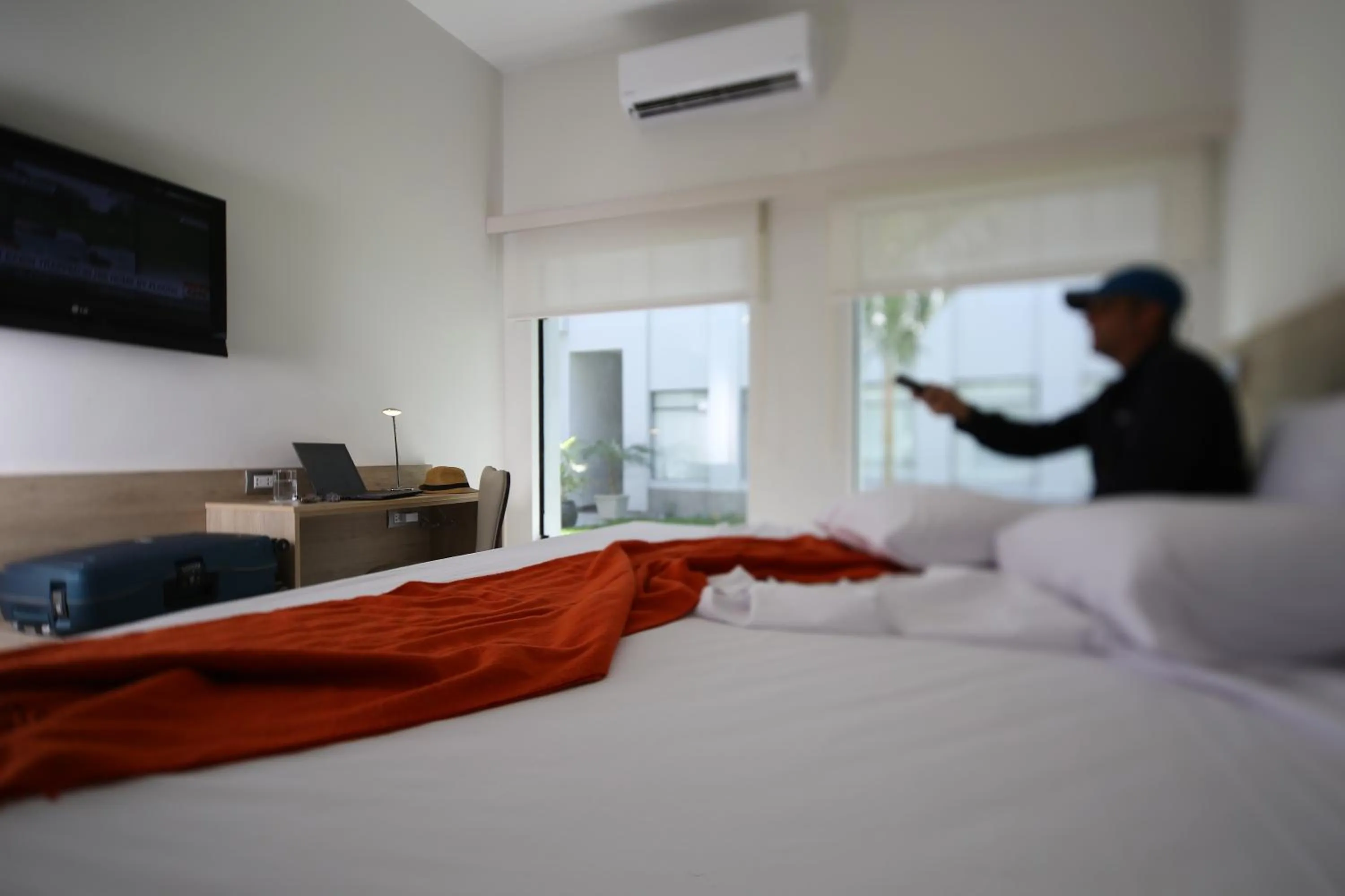 Shower, Bed in Casa Andina Standard Piura