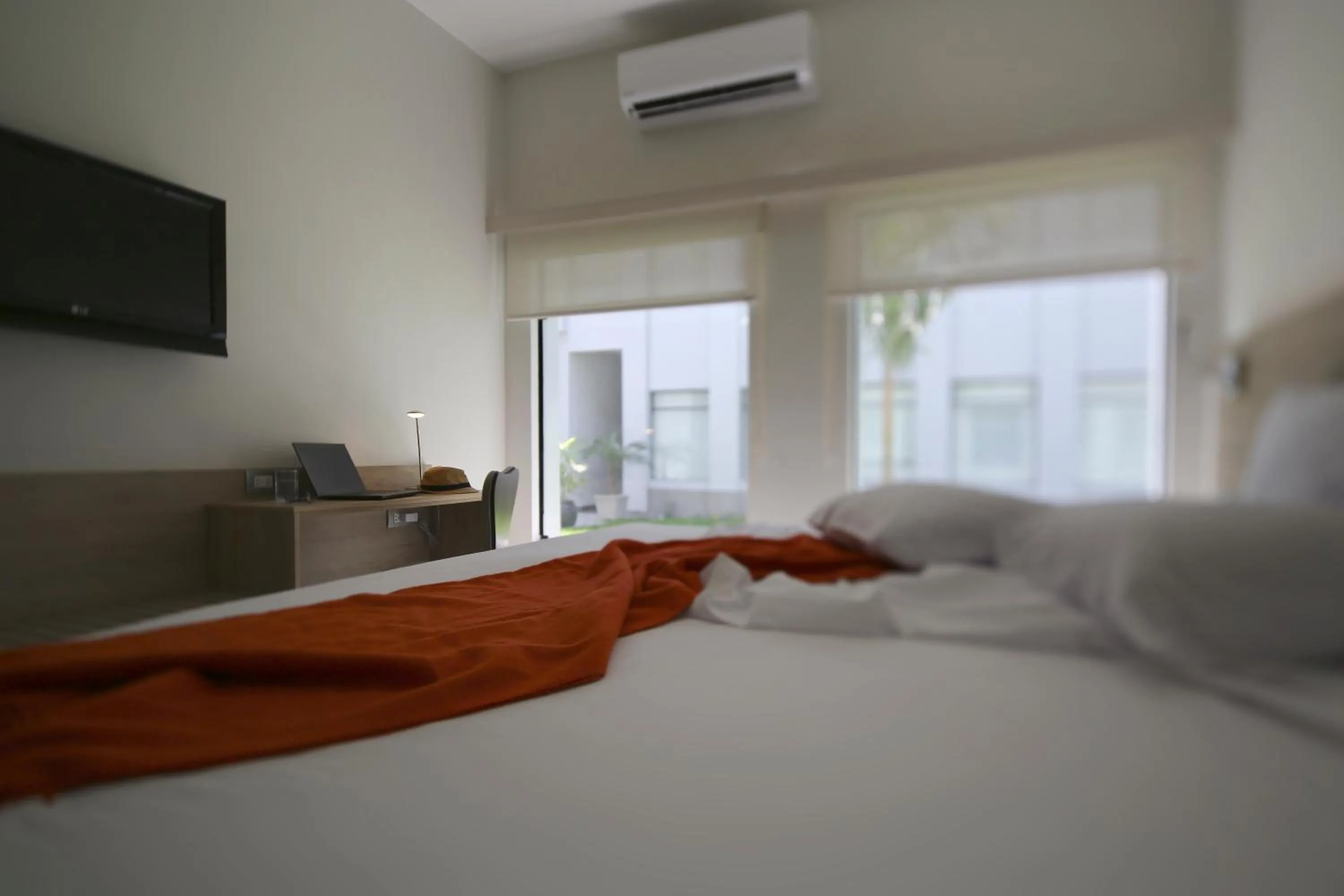 Shower, Bed in Casa Andina Standard Piura