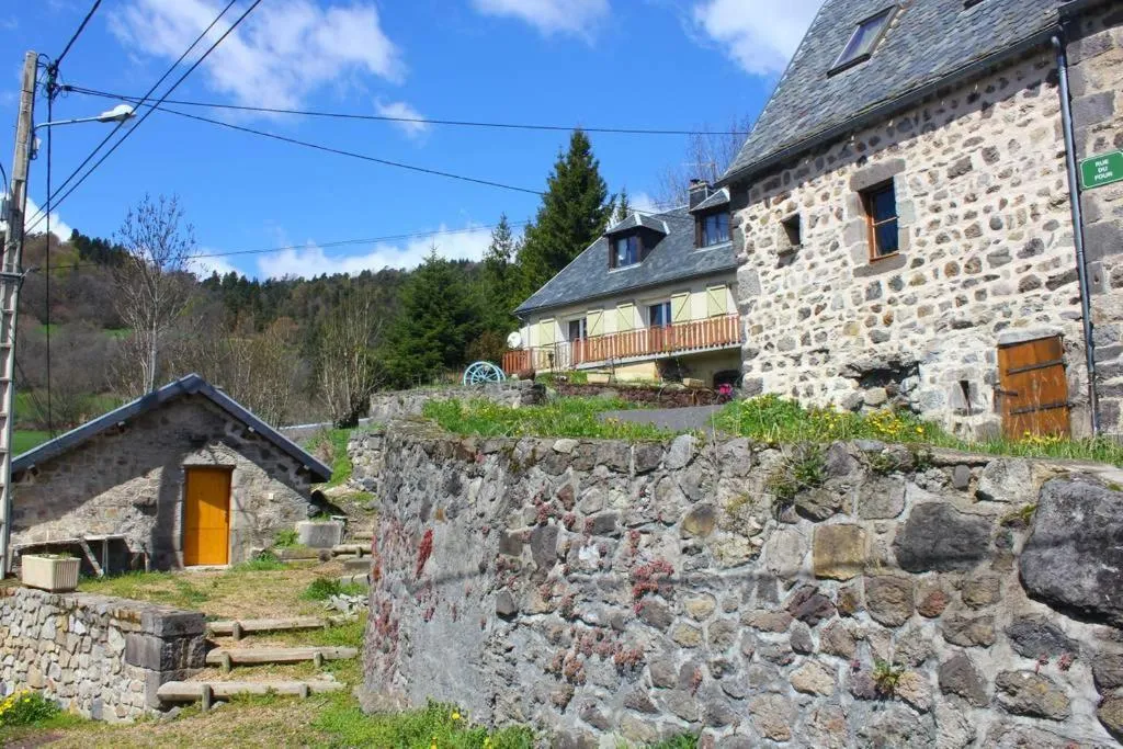 Property building in Maison de Varennes