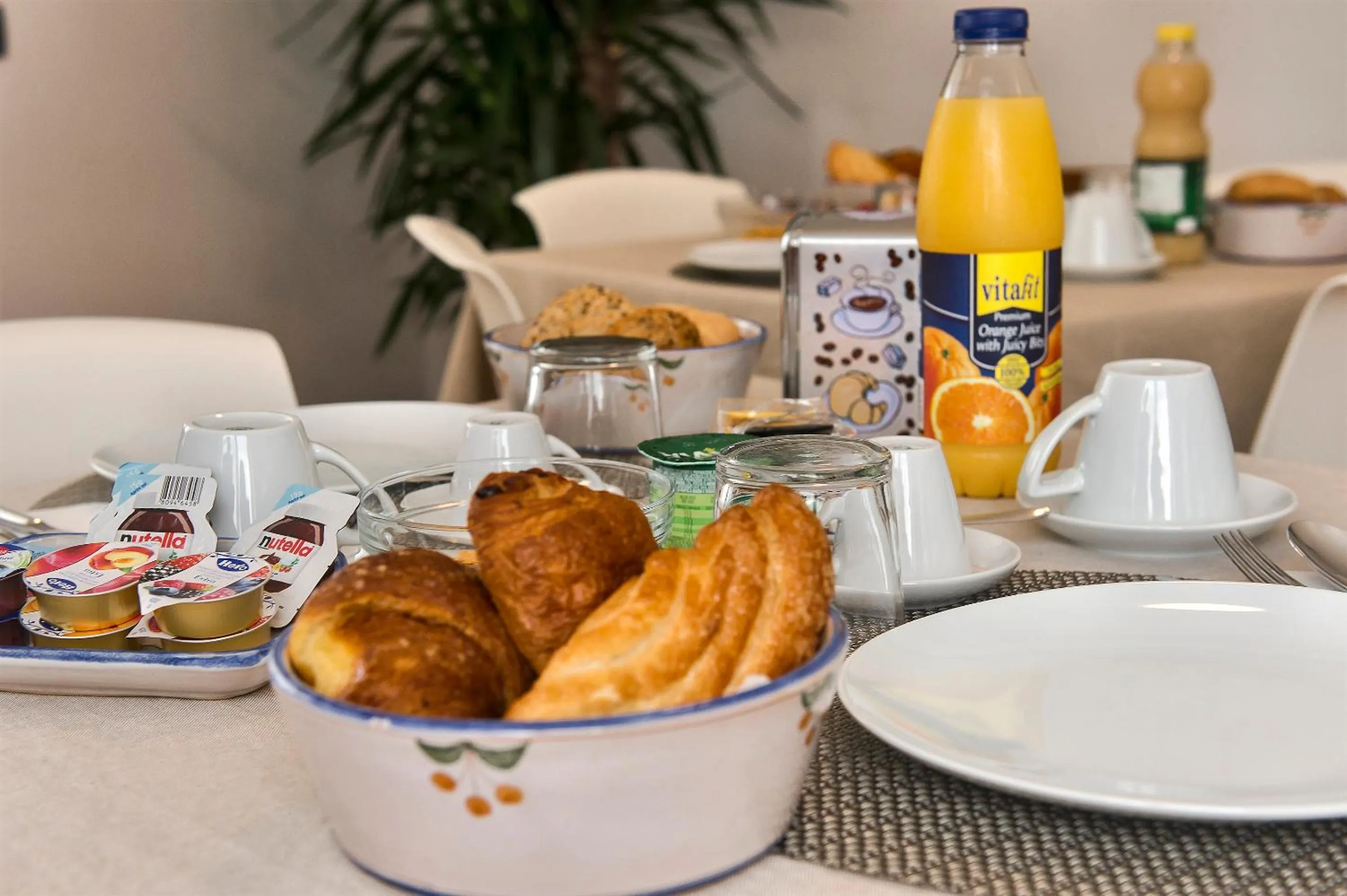 Italian breakfast in B&B Villa Giuli