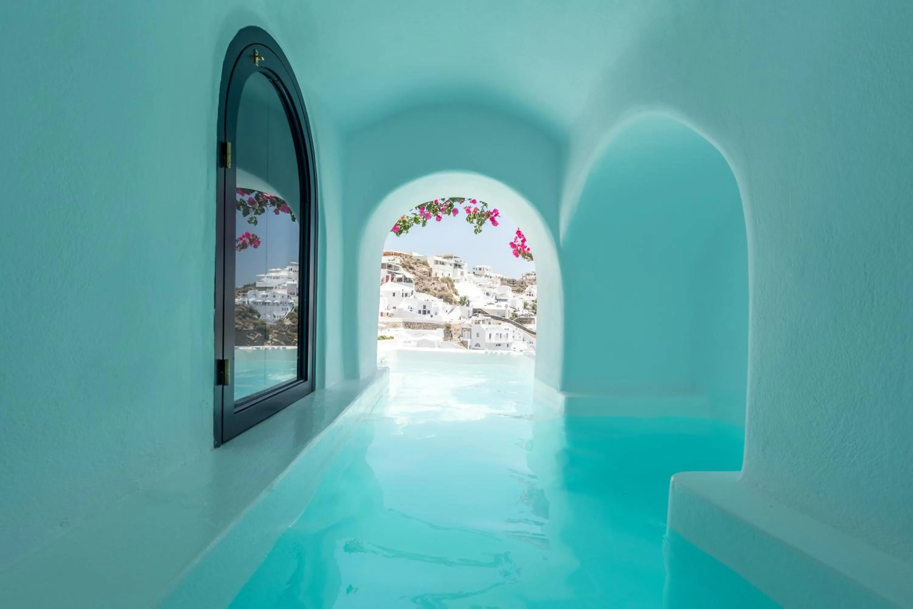 Swimming pool in Chelidonia Luxury Suites