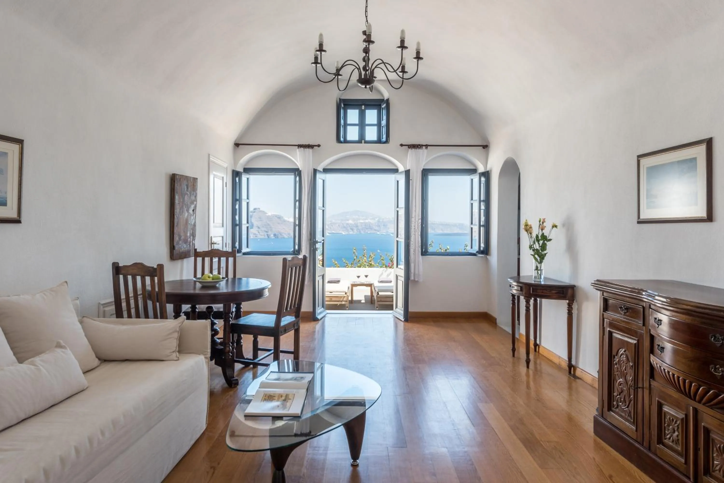 Living room in Chelidonia Luxury Suites