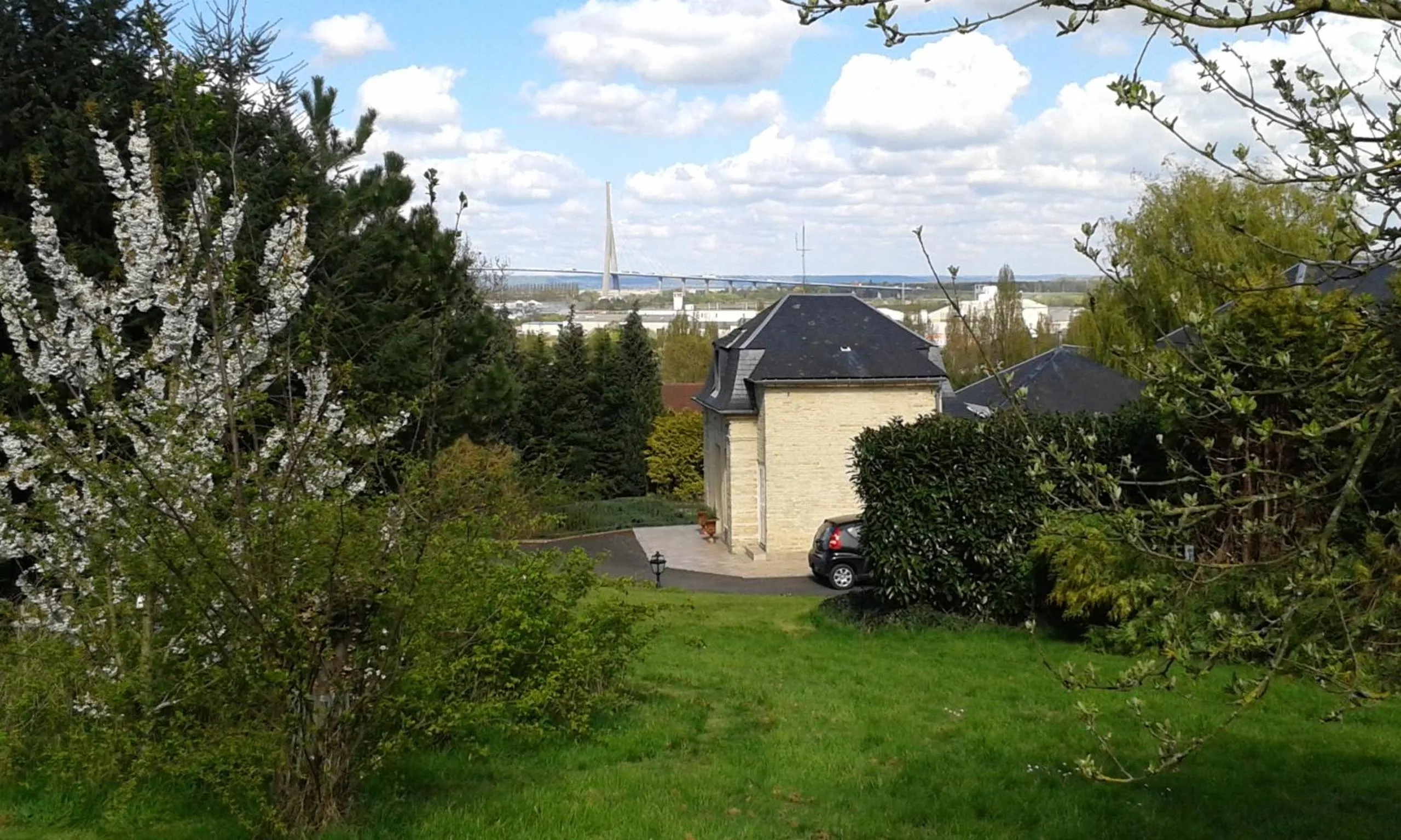 Property building in Chambres d'Hôtes Entre Deux Rives