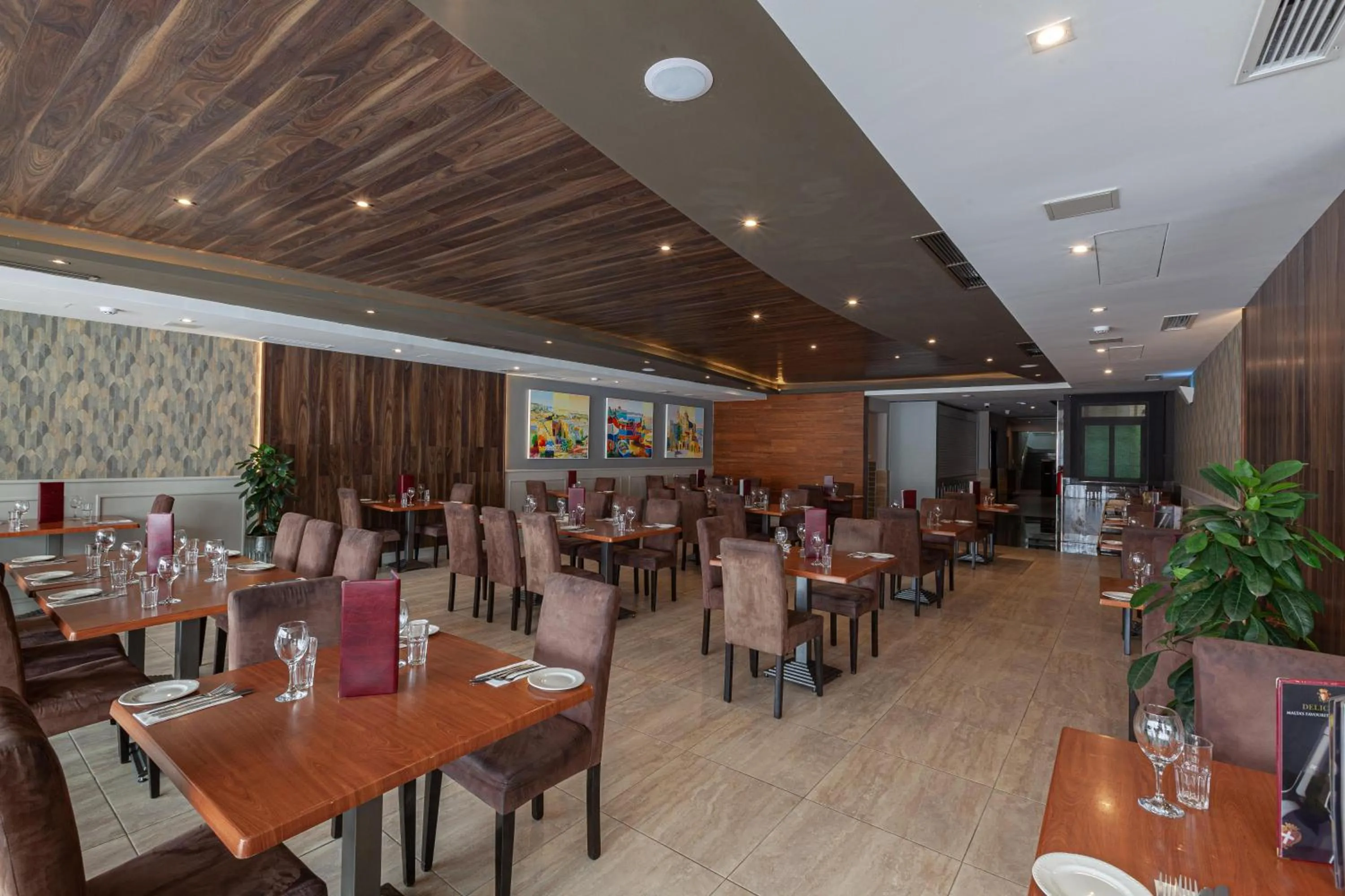 Restaurant/places to eat in Pergola Hotel & Spa