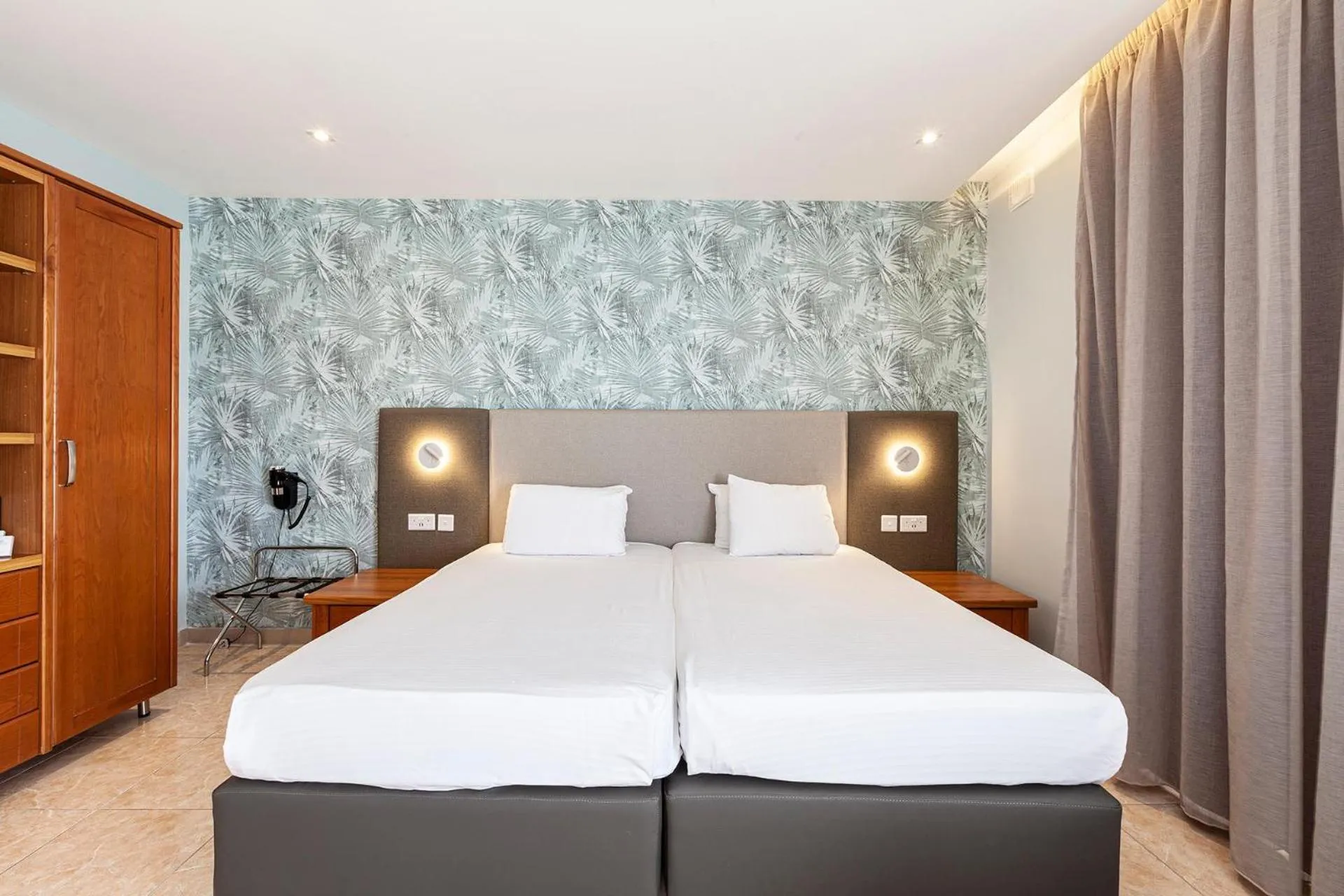 Photo of the whole room, Bed in Pergola Hotel & Spa