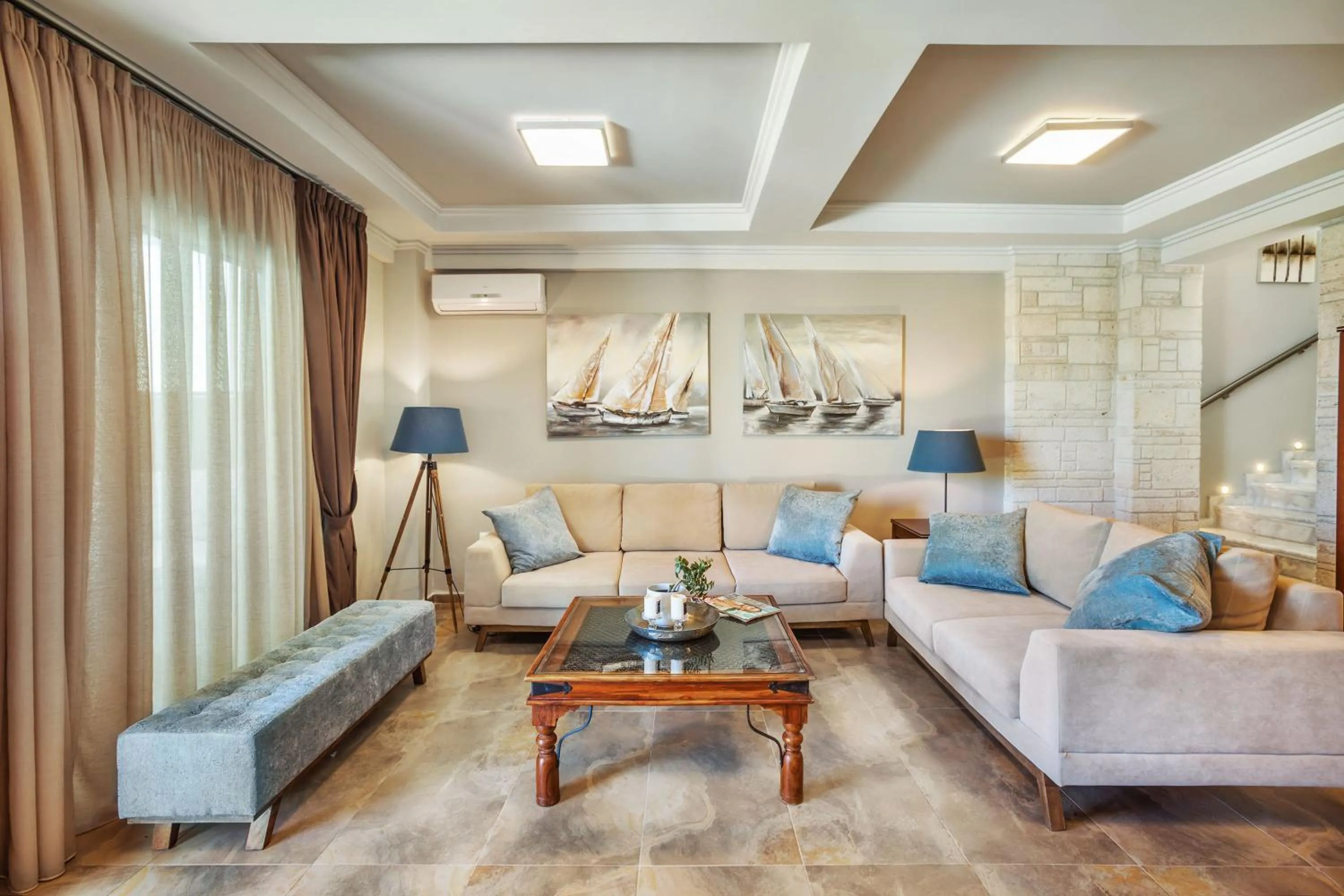 Living room in Sunny Villas Resort & Spa