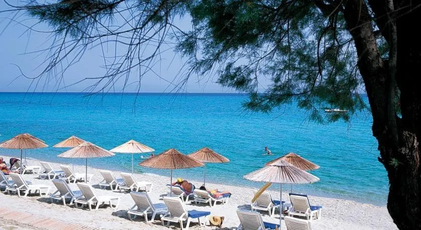 Beach in Sunny Villas Resort & Spa