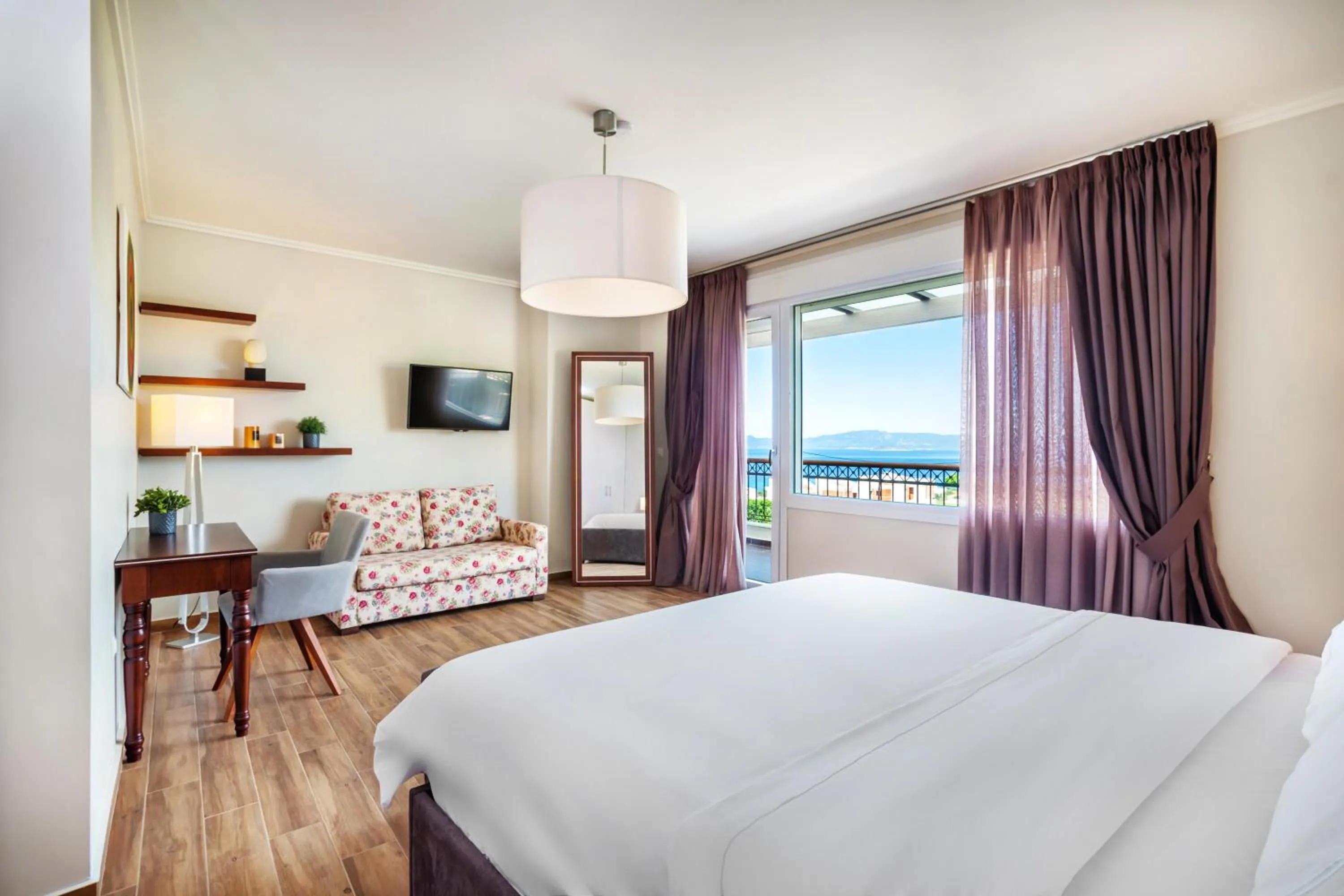 Bedroom in Sunny Villas Resort & Spa