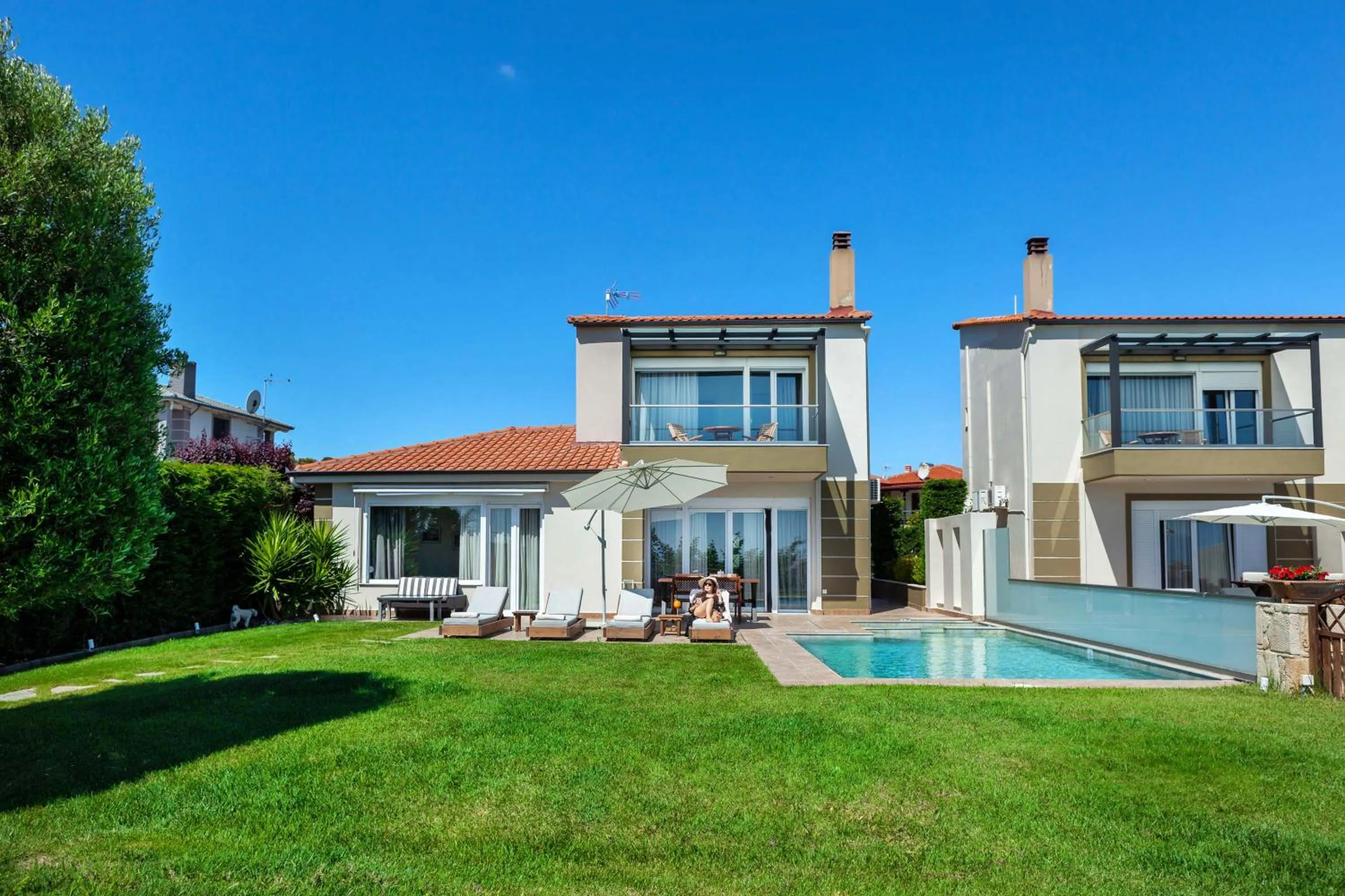 Property building in Sunny Villas Resort & Spa