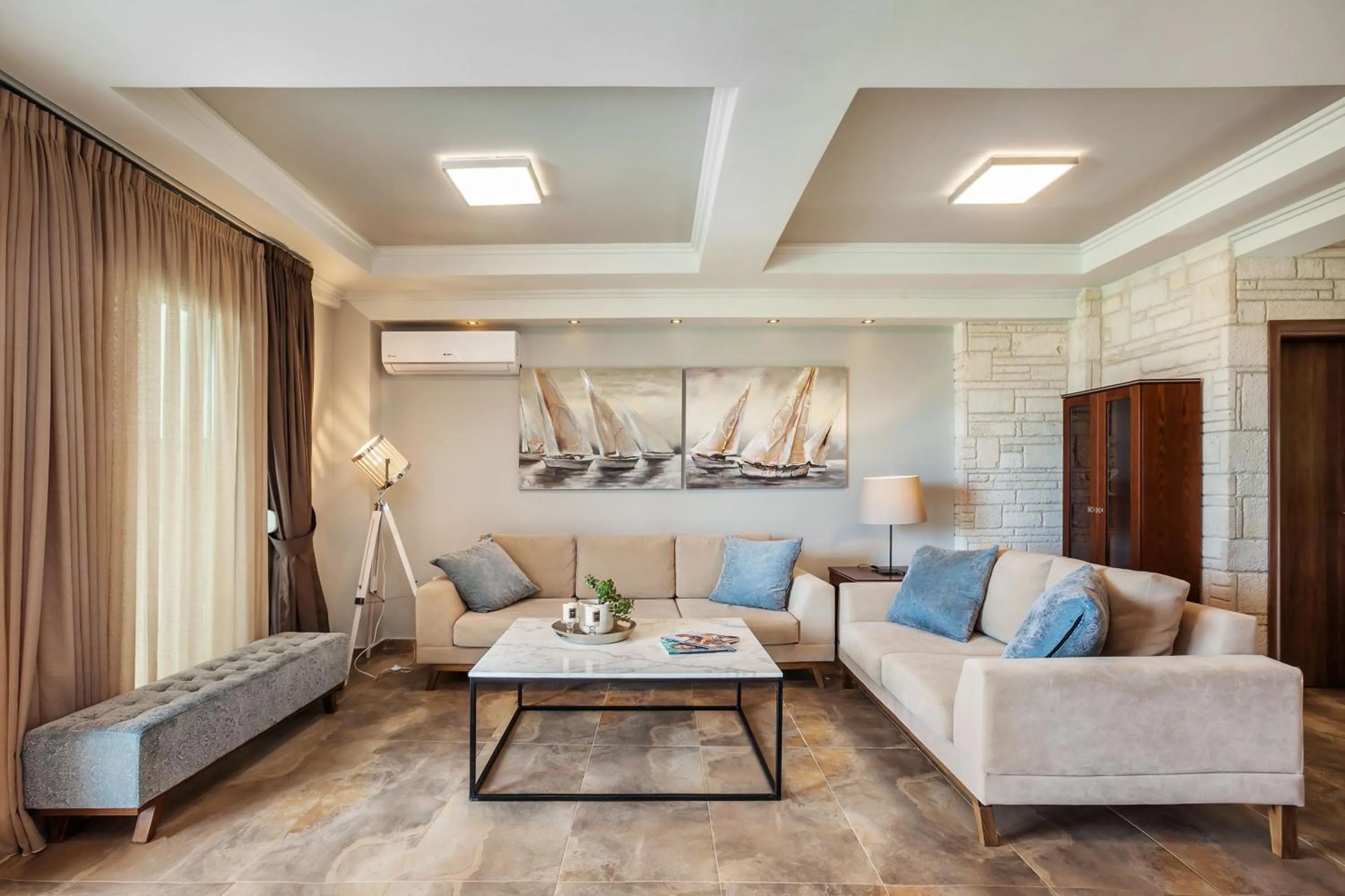 Living room in Sunny Villas Resort & Spa