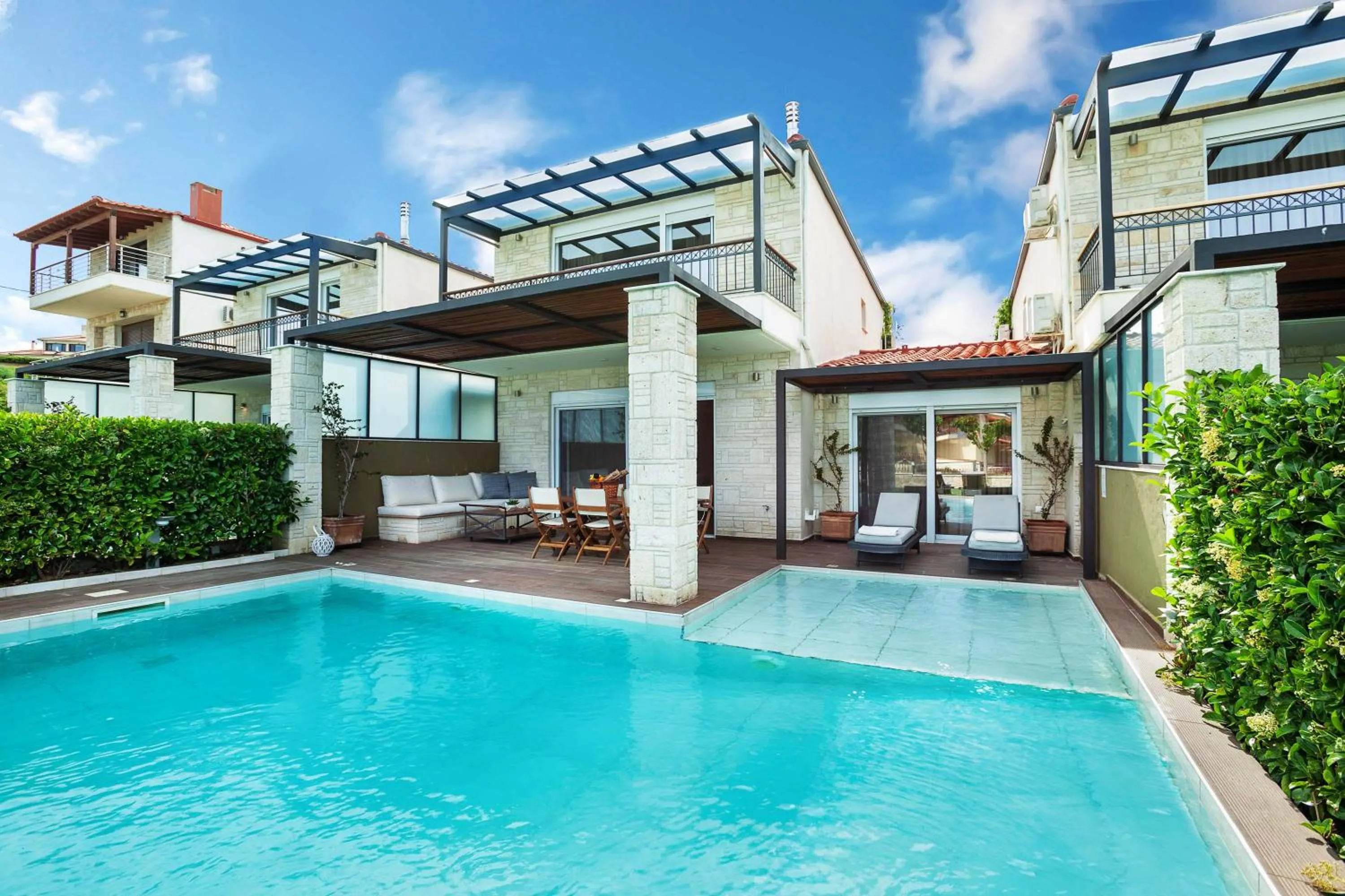 Property building in Sunny Villas Resort & Spa