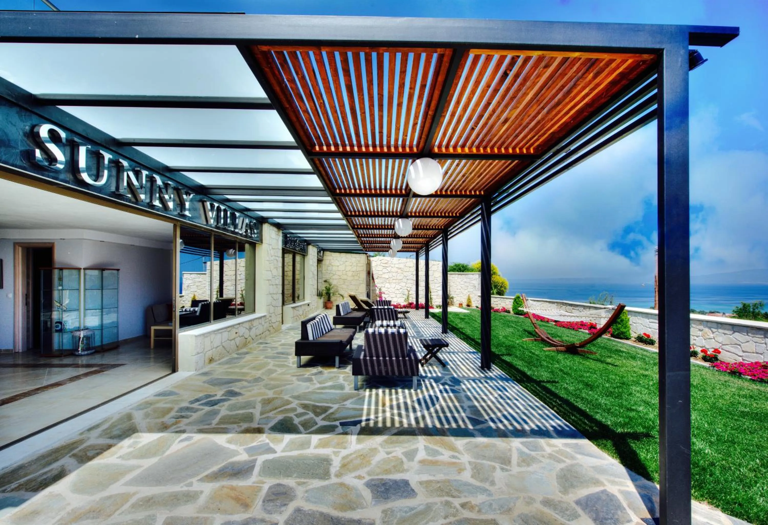 Balcony/Terrace in Sunny Villas Resort & Spa