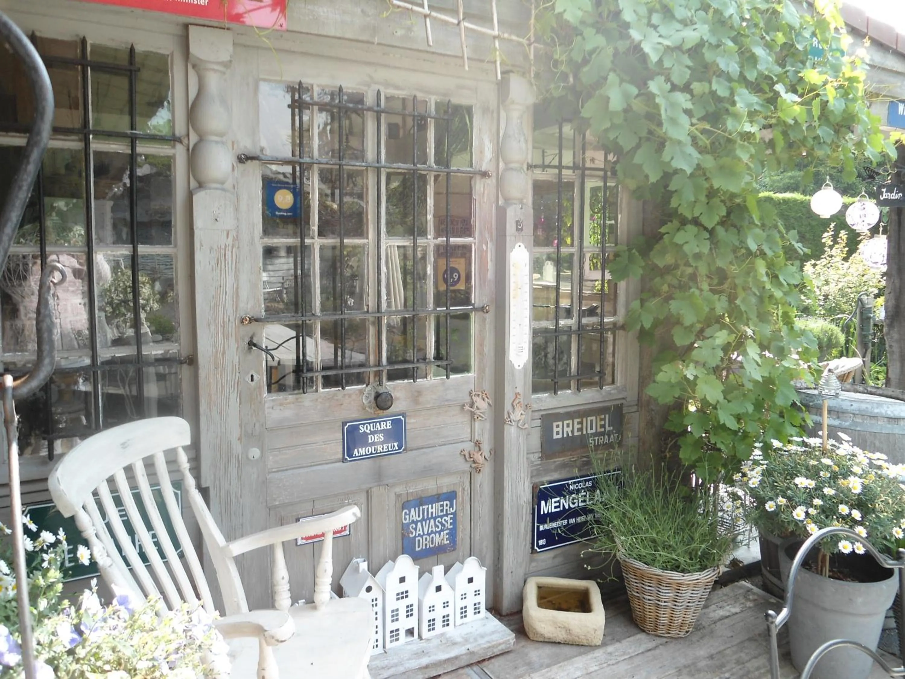 Property building in Passe-Partout