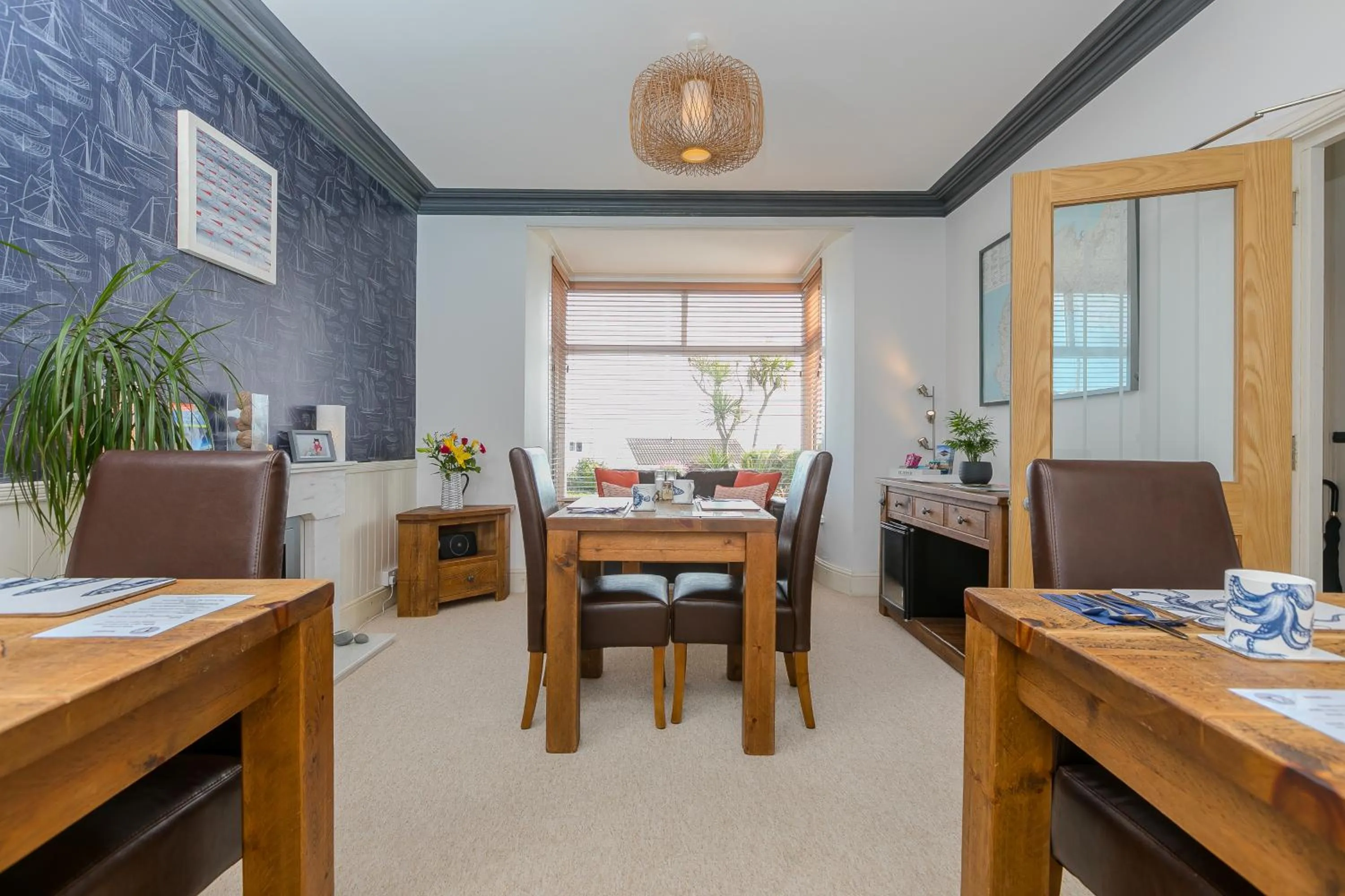 Breakfast in Oystercatcher