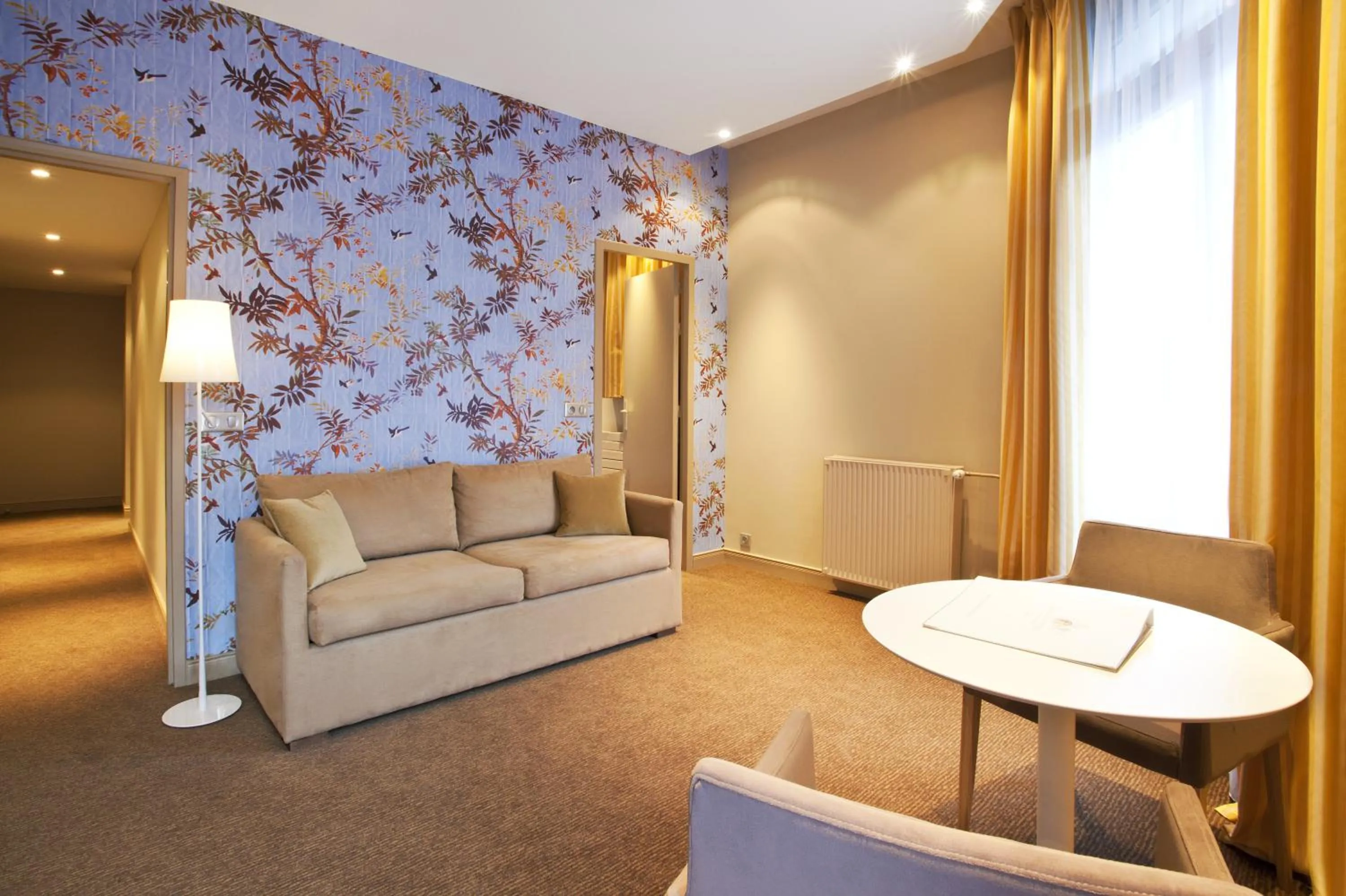 Living room in B&B HOME Brides-les-Bains Les 3 Vallées