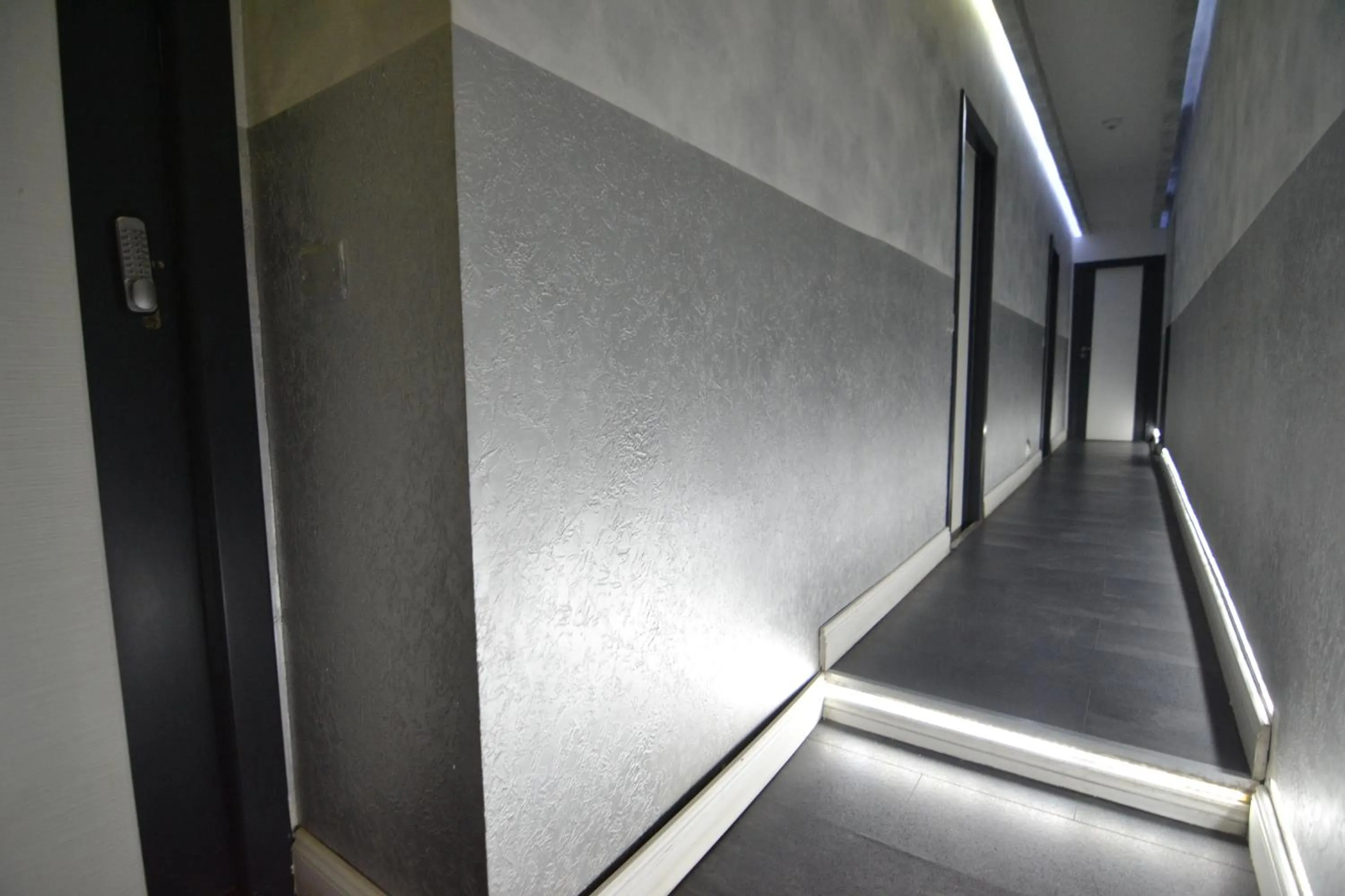 Property building in Glamour Spanish Steps