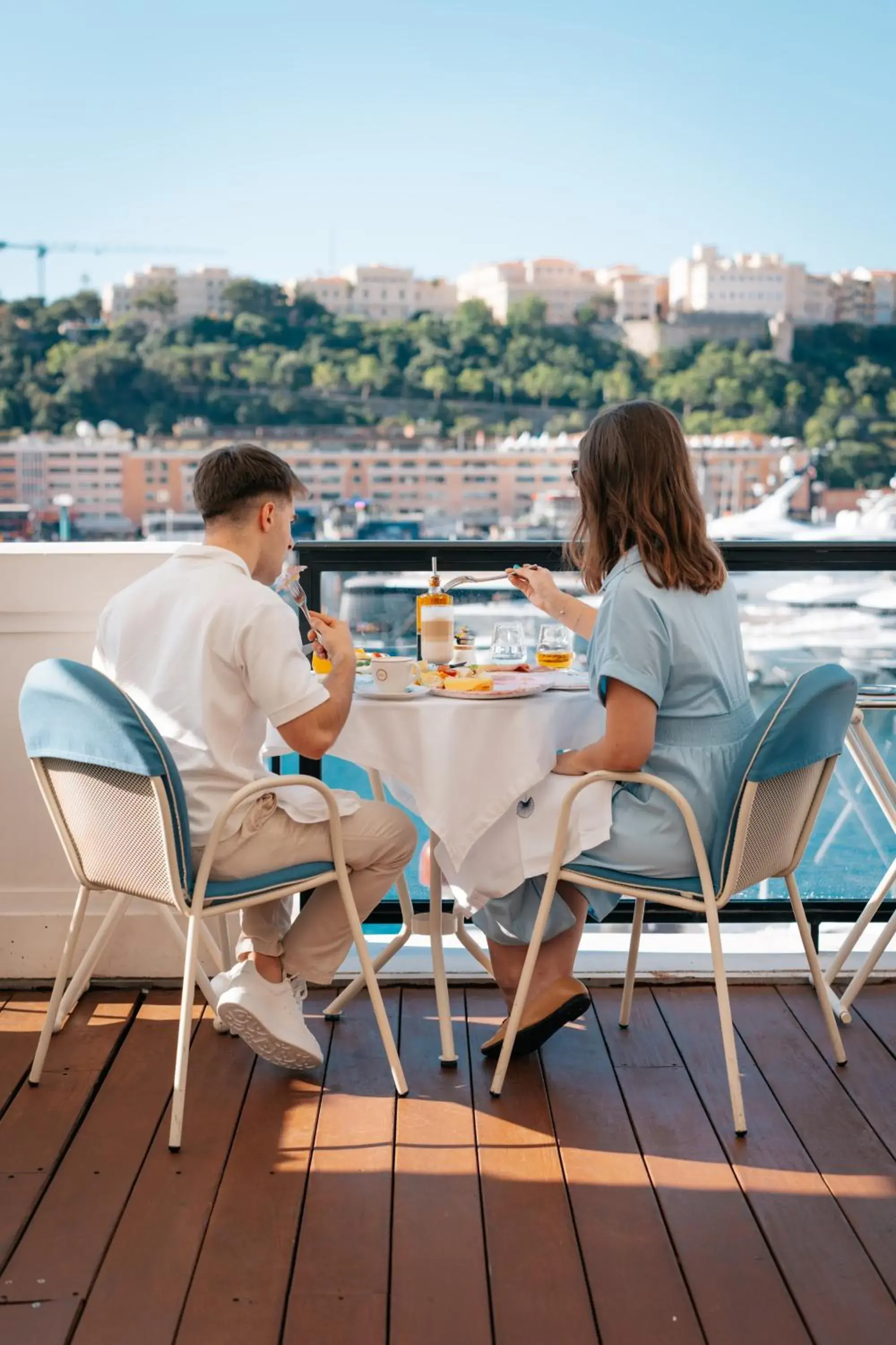 Breakfast in Port Palace Breakfast in Port Palace