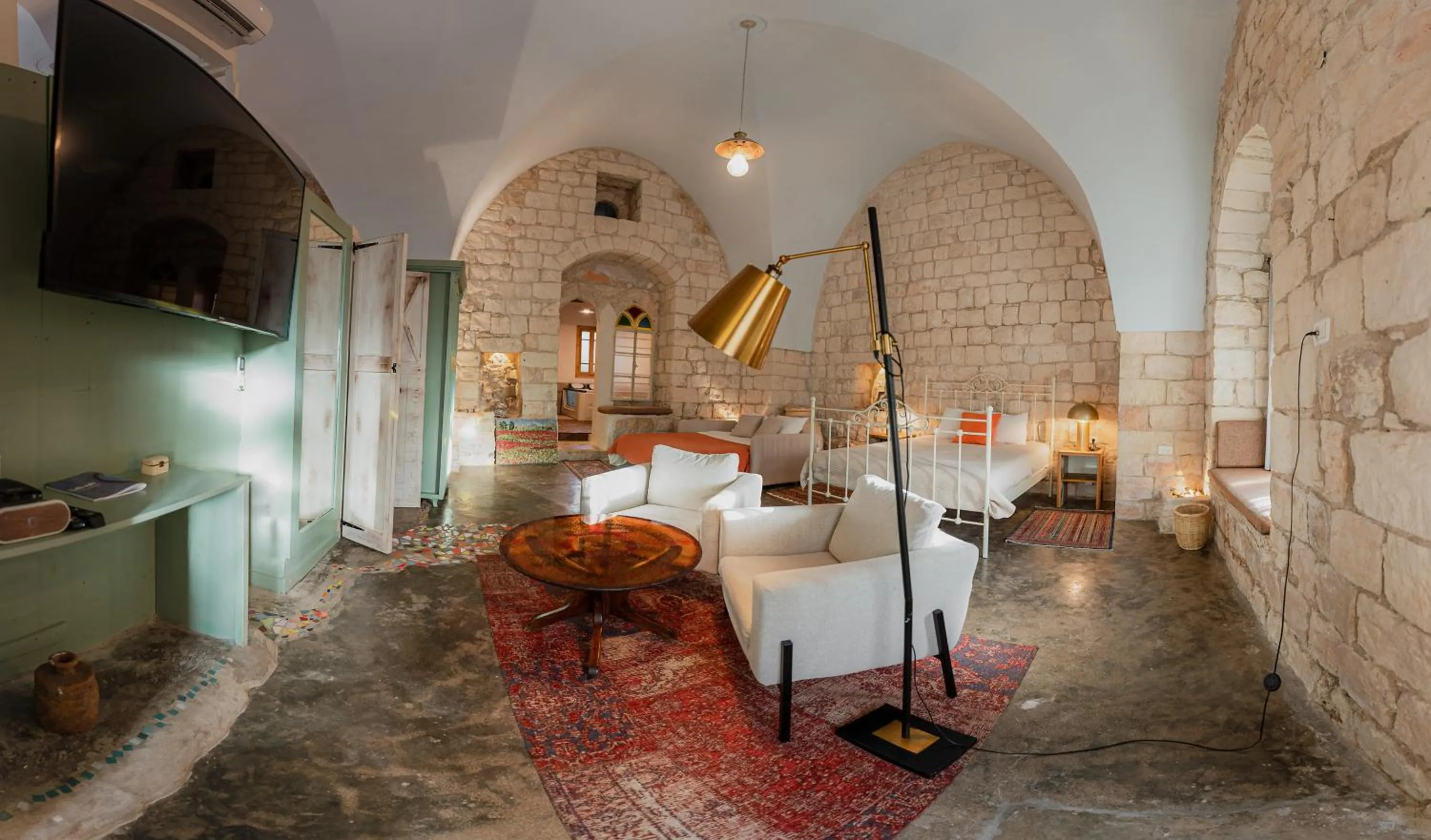 Bed in Khalil lane in the Village