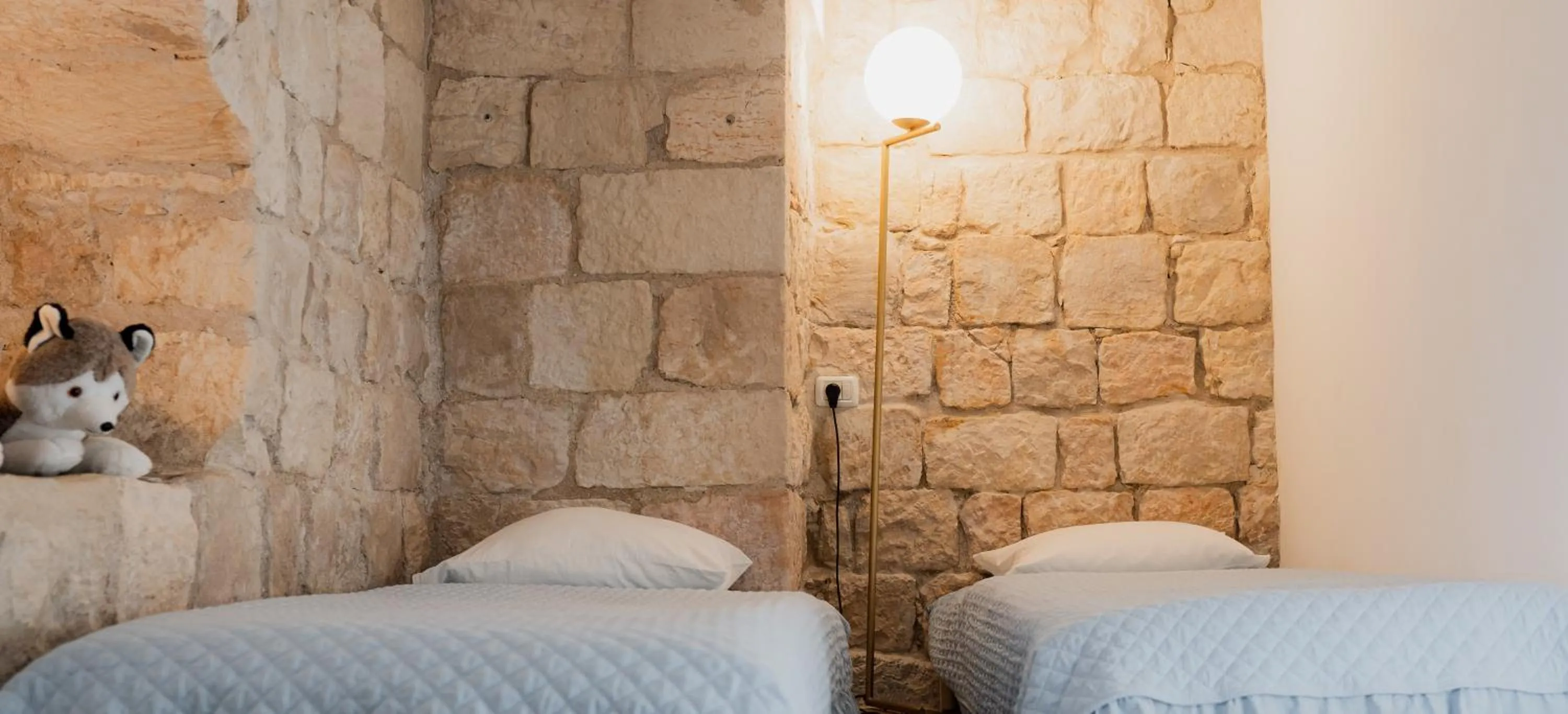 Bed in Khalil lane in the Village