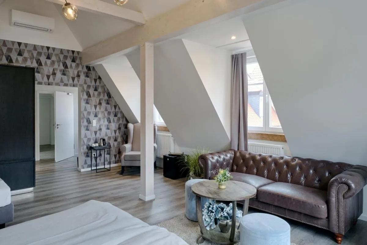 Photo of the whole room, Bed in Villa Delange