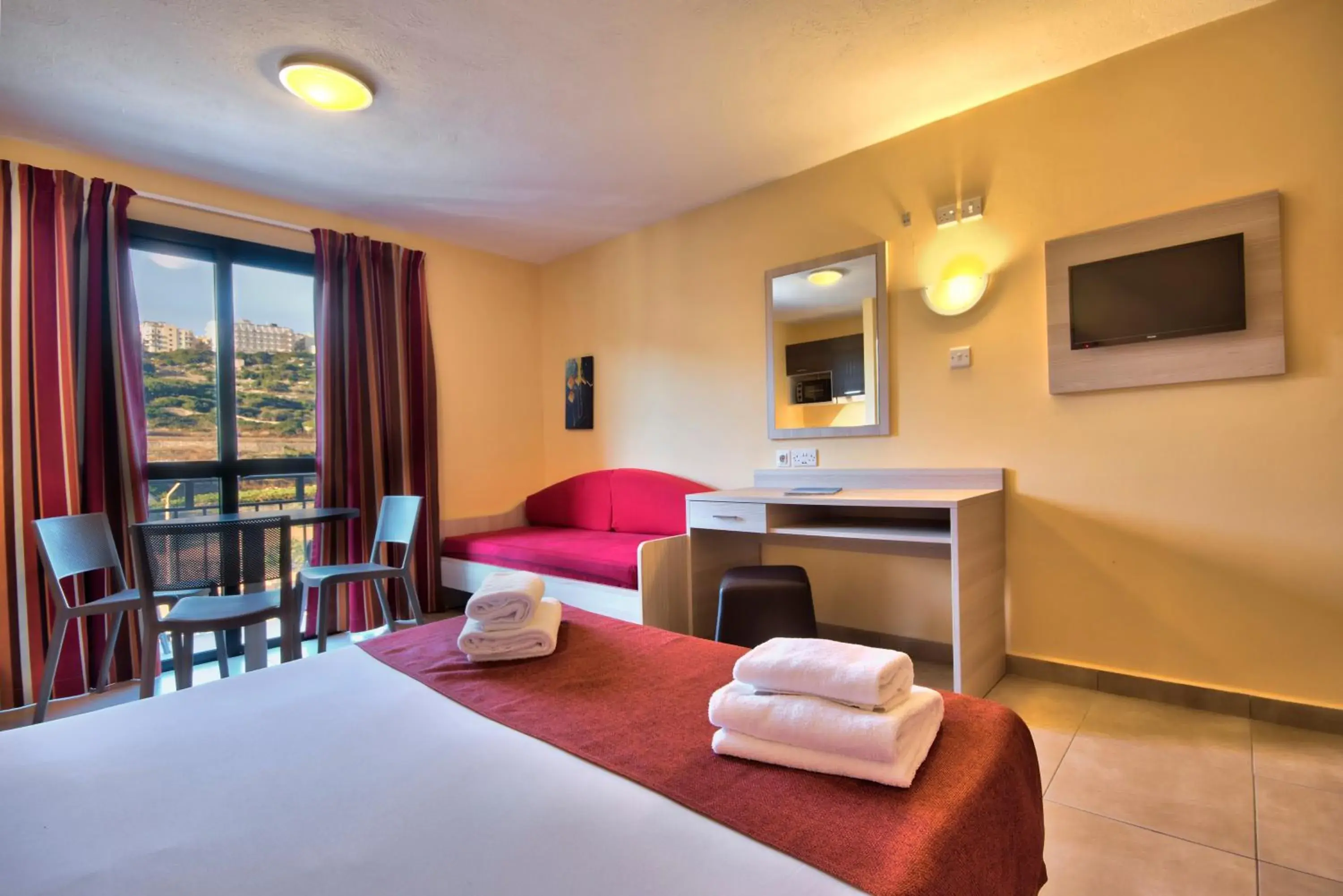 Photo of the whole room, Bed in Luna Holiday Complex Photo of the whole room, Bed in Luna Holiday Complex