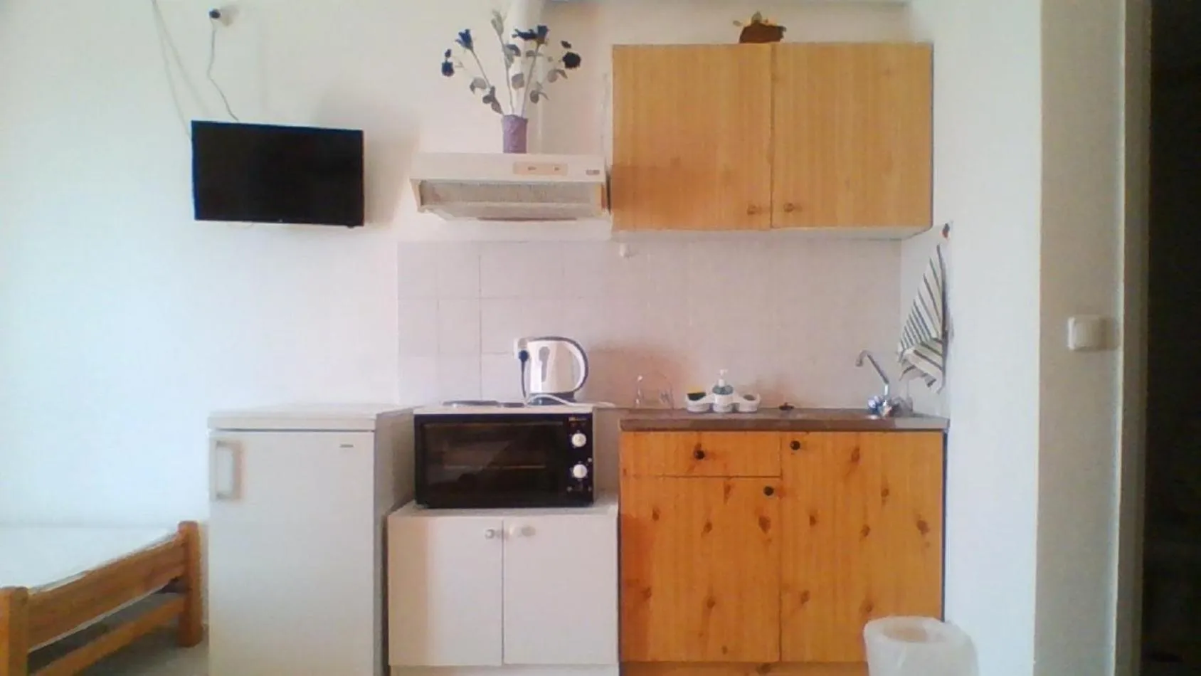 Kitchen or kitchenette in Apollon