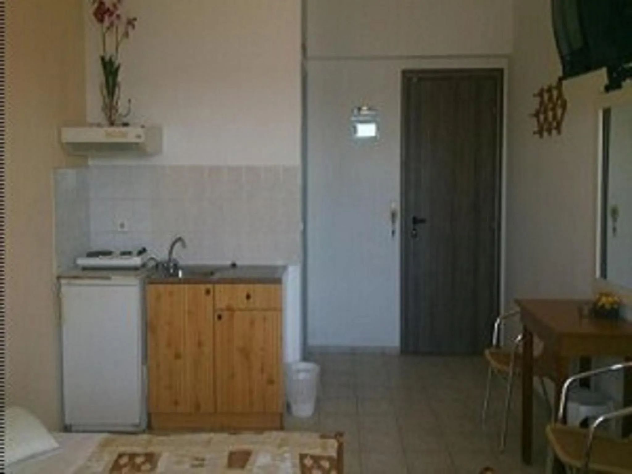 Kitchen or kitchenette in Apollon