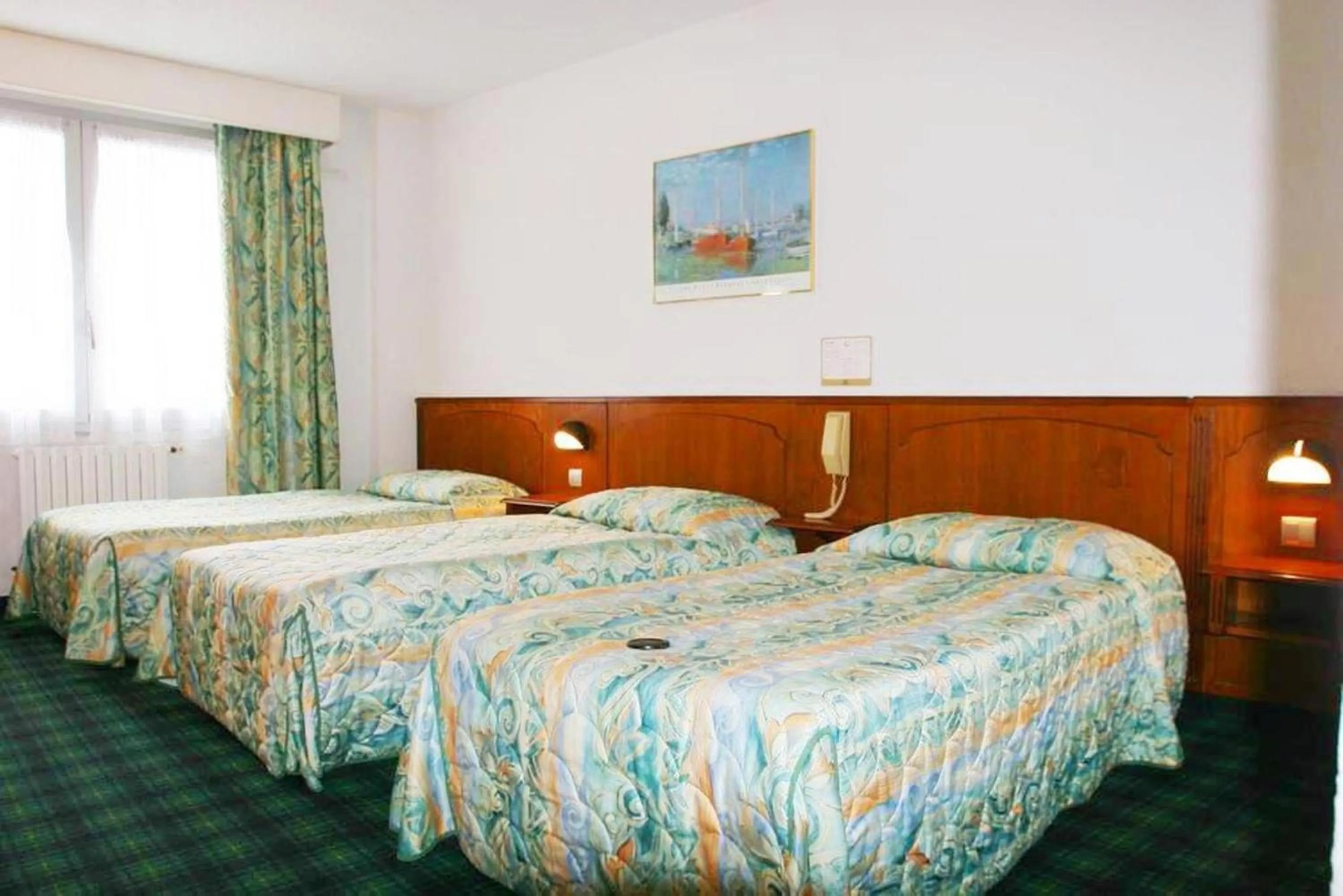 Bed in Hôtel Christ Roi