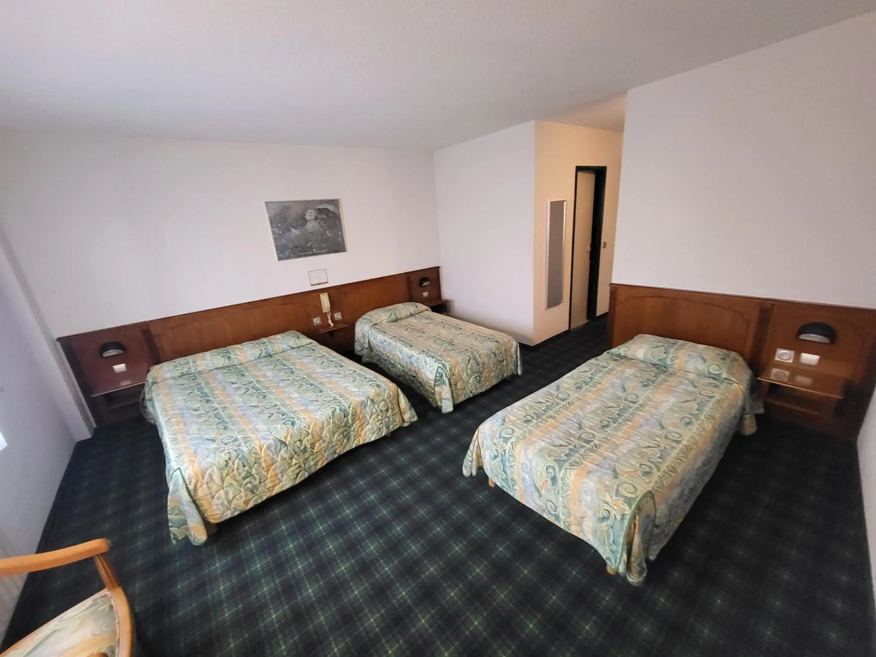 Bed in Hôtel Christ Roi Bed in Hôtel Christ Roi