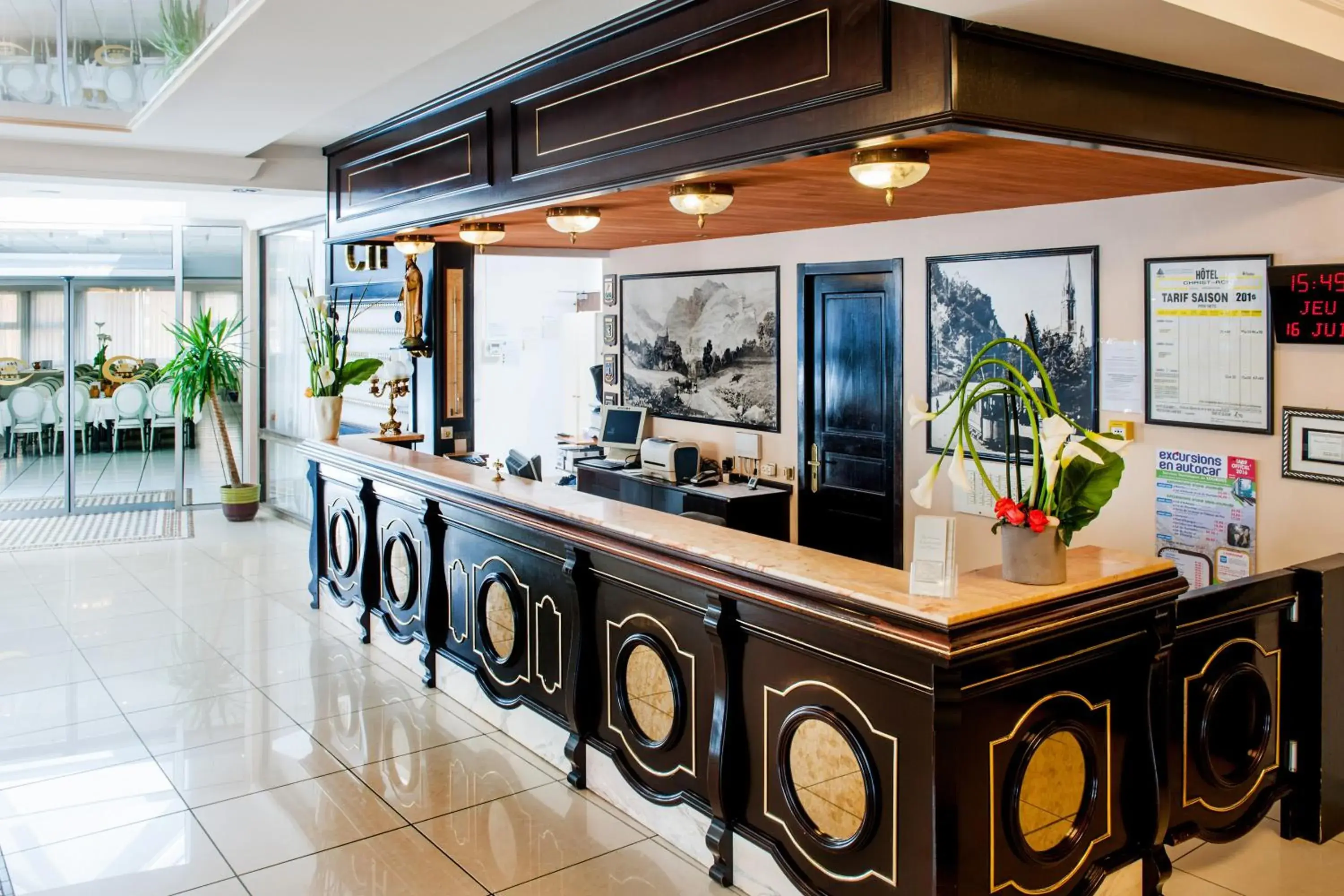 Lobby or reception in Hôtel Christ Roi Lobby or reception in Hôtel Christ Roi