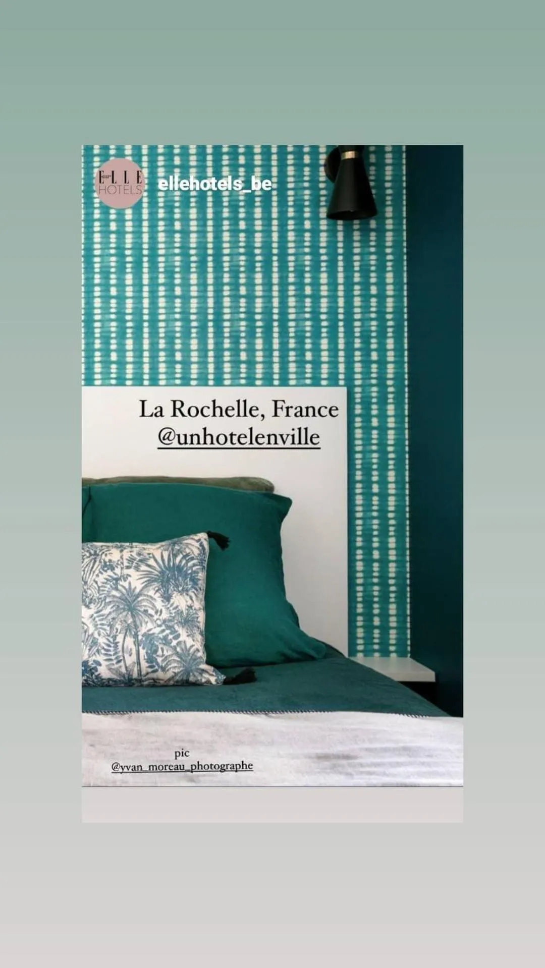 Seating area, Bed in Un Hôtel En Ville