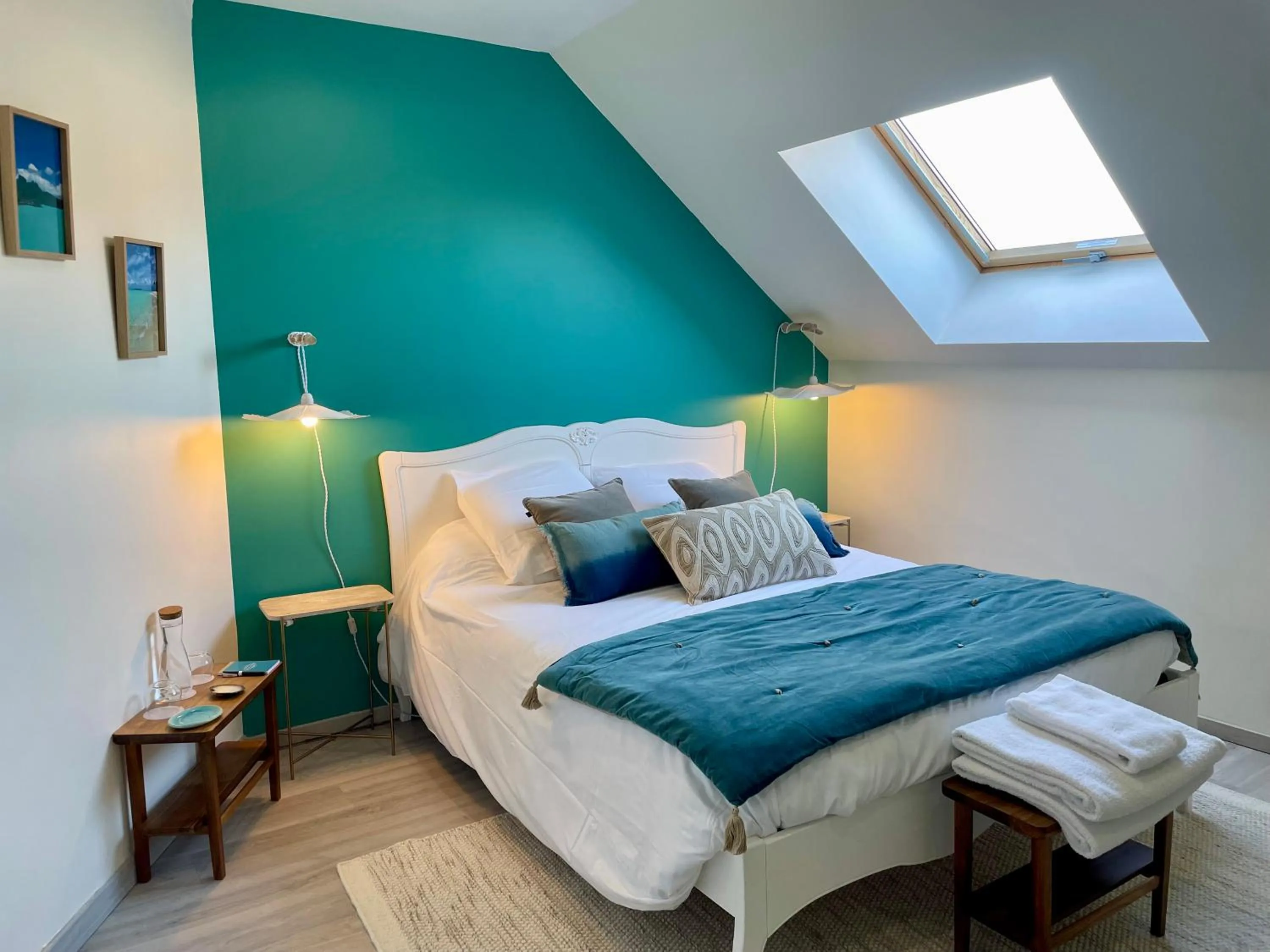 Photo of the whole room, Bed in Villa de la Croix - Maison d'hôtes à 4 minutes de l'A26 avec parking