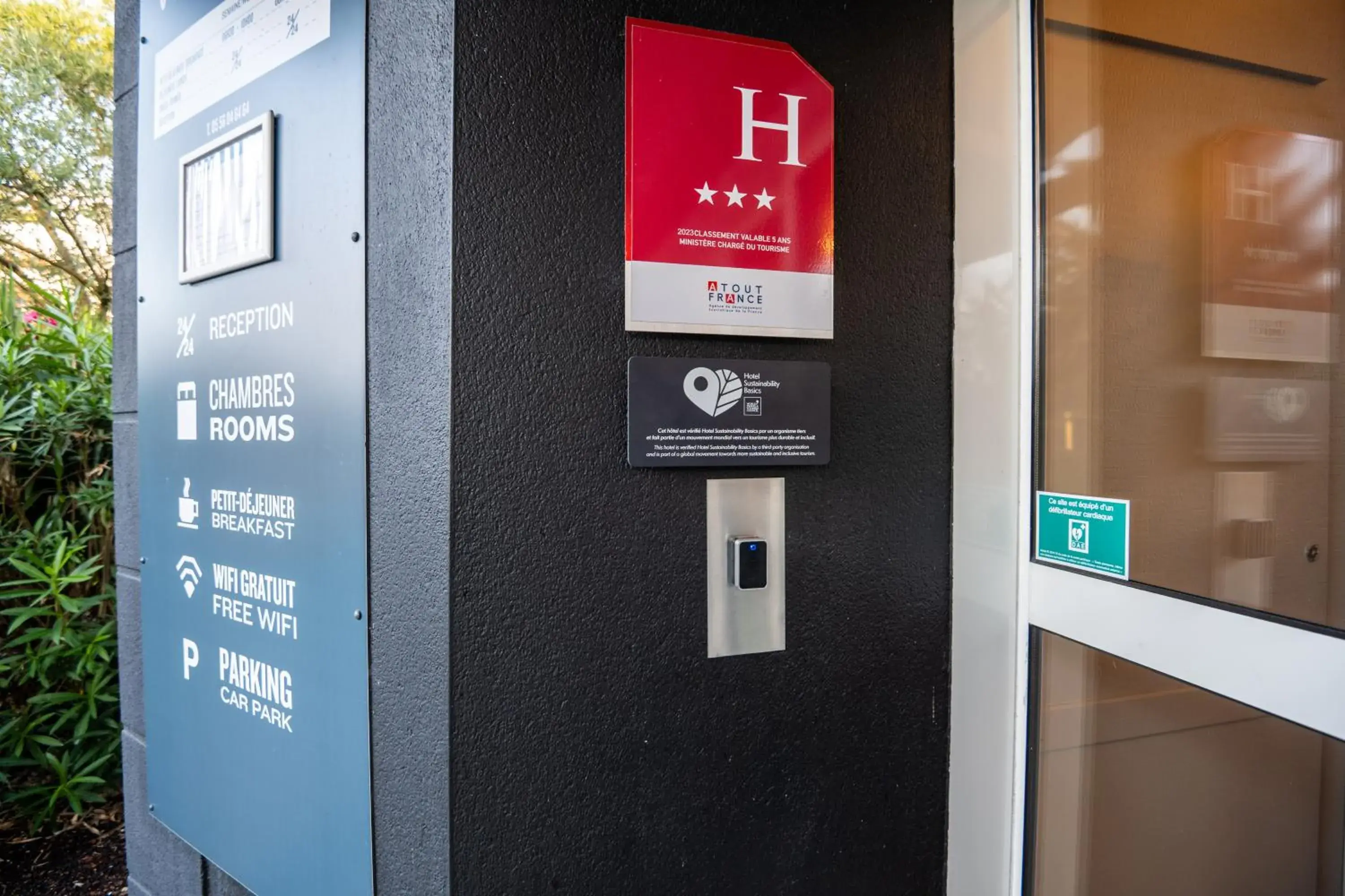 Property building in KYRIAD BORDEAUX SUD - Villenave d'Ornon Property building in KYRIAD BORDEAUX SUD - Villenave d'Ornon